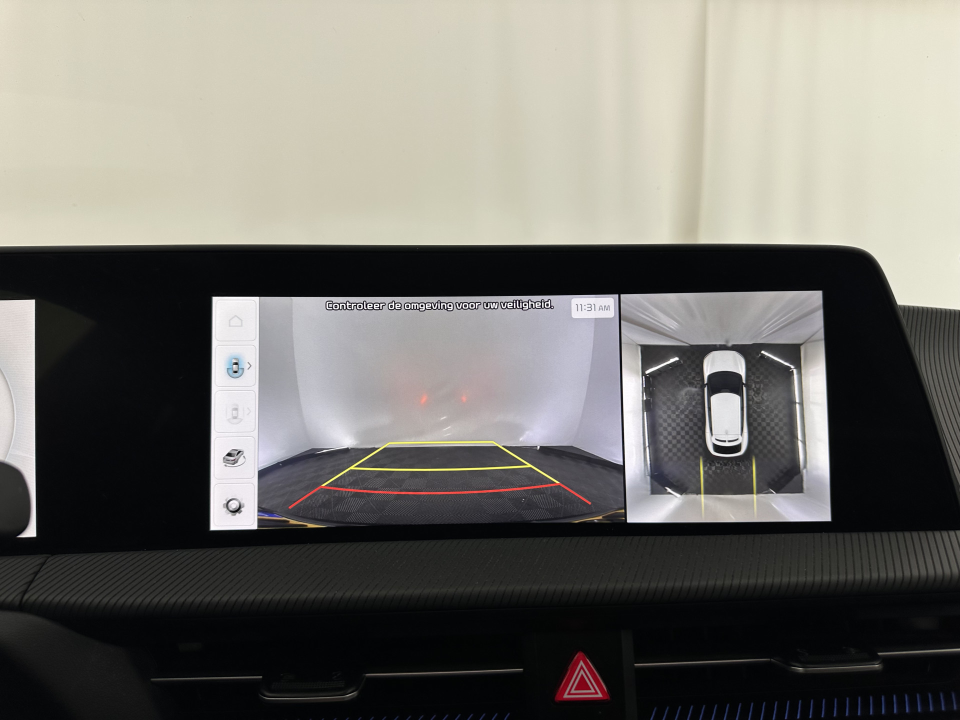 Kia EV6 GT-Line 77.4 kWh (INCL-BTW) *AUT | PANO | HEAD-UP | LEATHER-ALCANTARA | ADAPTIVE-CRUISE | DIGI-COCKPIT | MERIDIAN-AUDIO | MEMORY-PACK | FULL-LED | KEYLESS | TOP-VIEW | DAB | BLIND-SPOT | NAVI-FULLMAP | PRIVAC