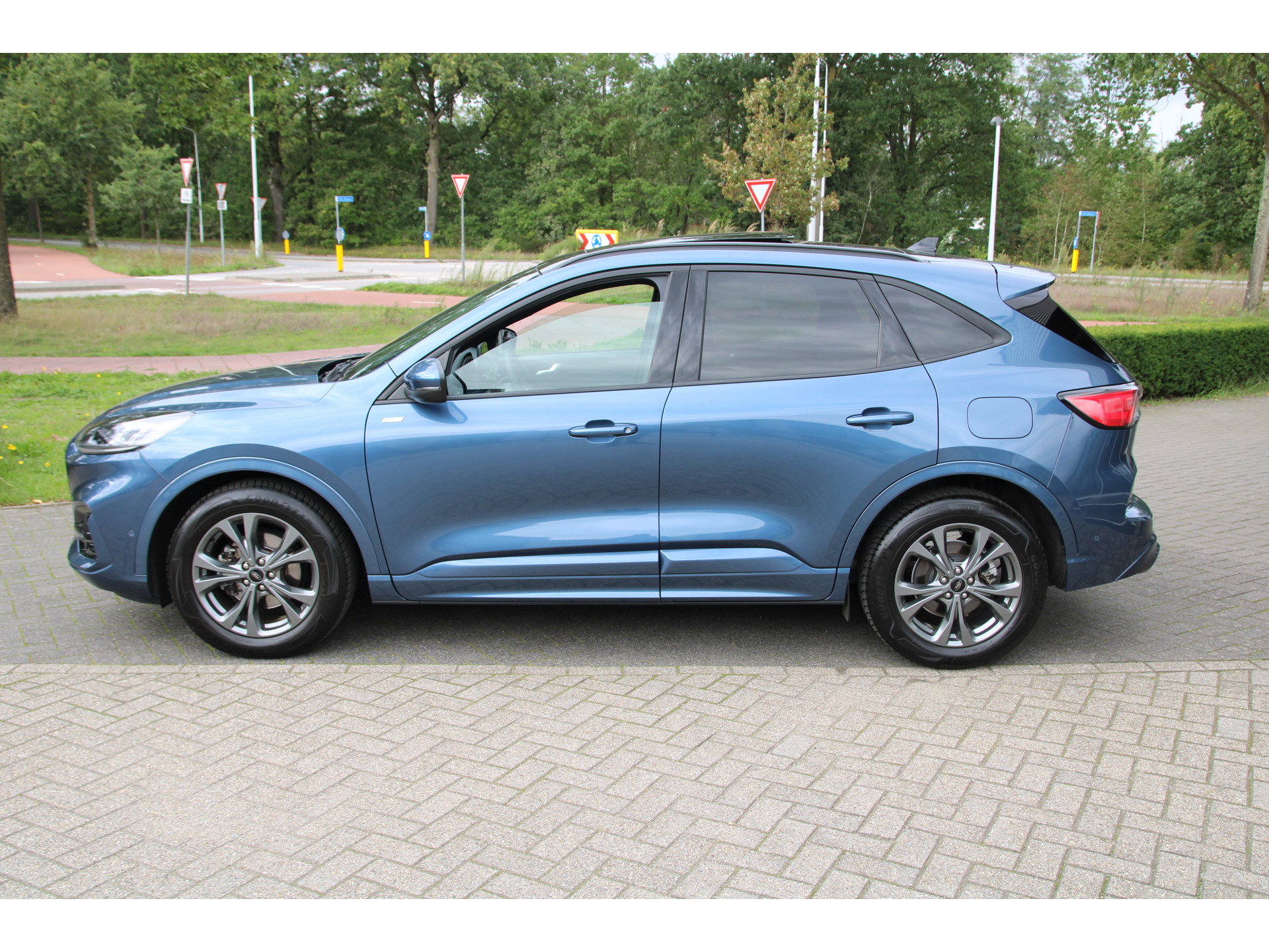Ford Kuga 1.5 EcoBoost 150 PK ST-Line X TREKHAAK | PANORAMADAK | HEAD-UP