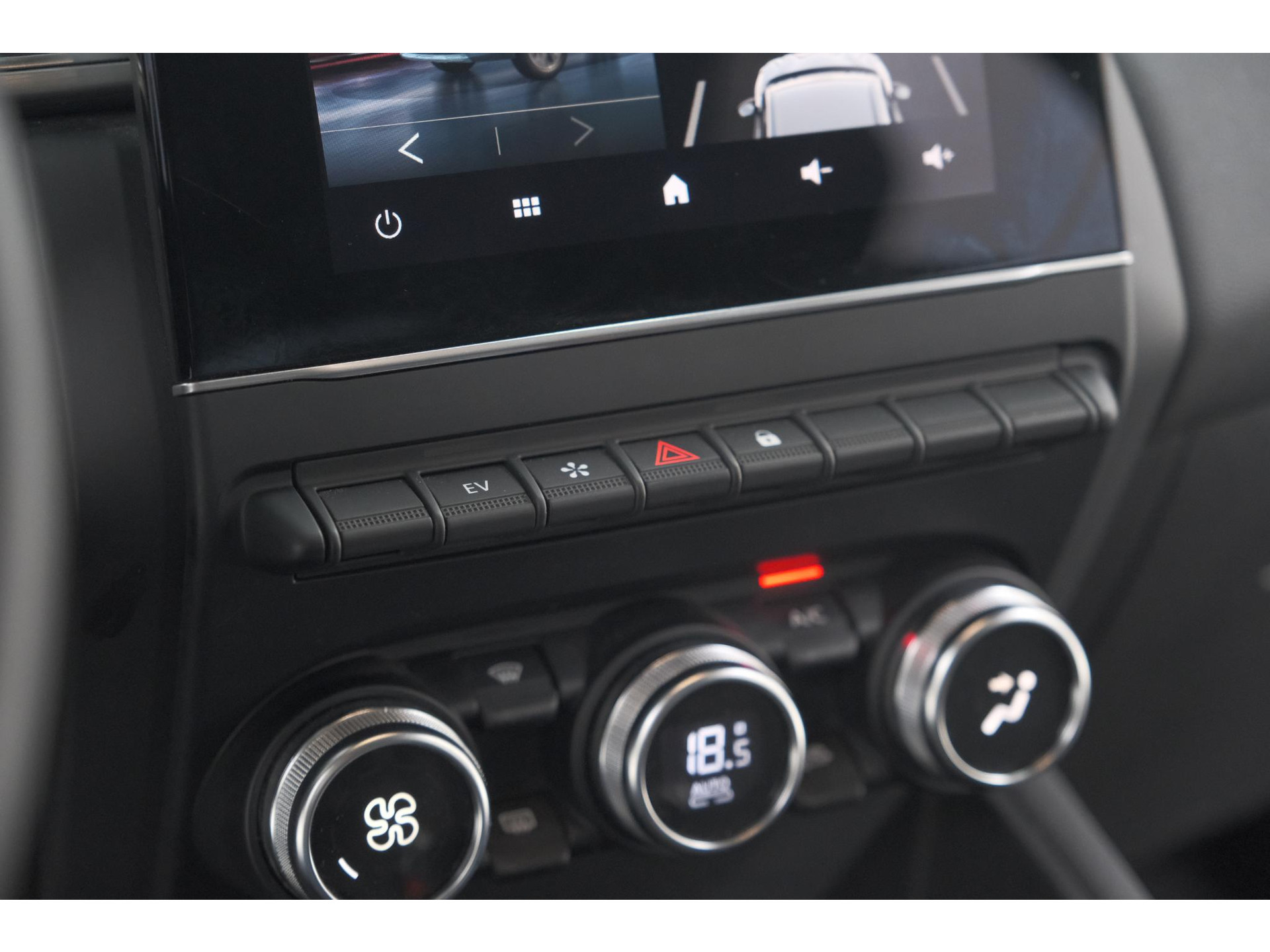 Renault Captur 1.6 E-Tech Plug-in Hybrid 160 Intens | Allseason Banden | Camera | 9.3 Inch Grootscherm | Apple Carplay