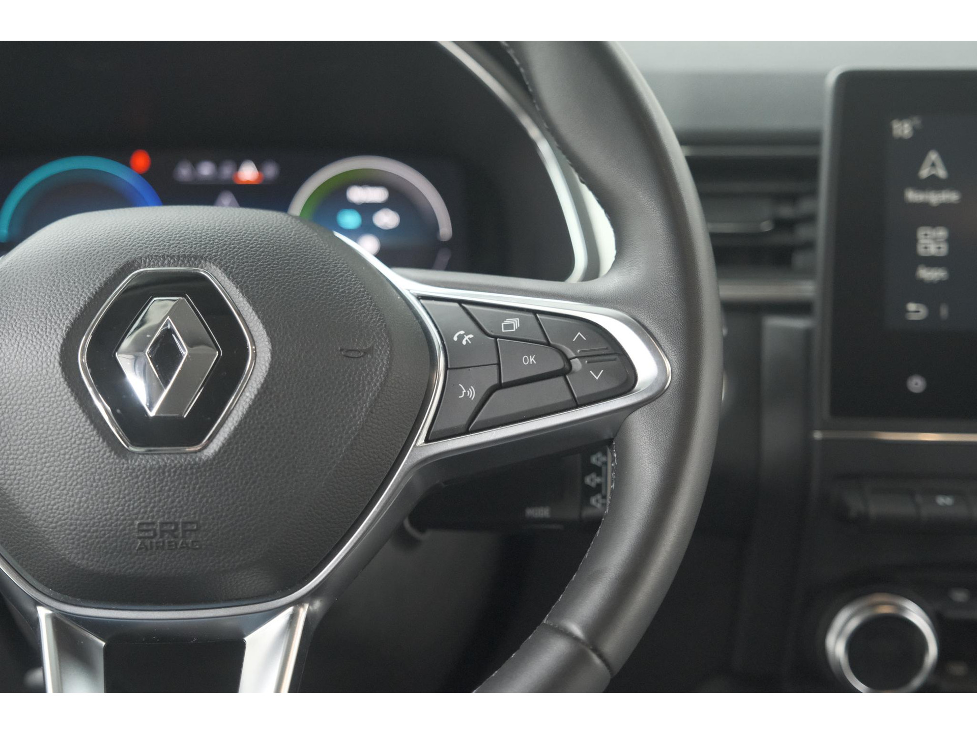 Renault Captur 1.6 E-Tech Plug-in Hybrid 160 Intens | Parkeersensoren | Apple Carplay | Navigatie | Climate Control