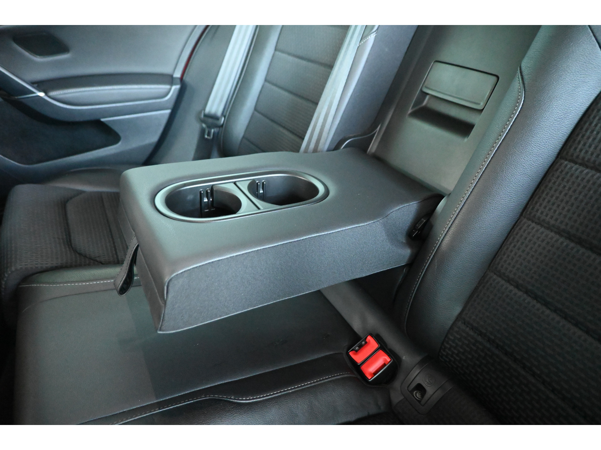 Volkswagen Golf 1.4 TSI Highline Nap Automaat Navigatie Cruise Clima Stoelverwarming Massage Inruil Mogelijk
