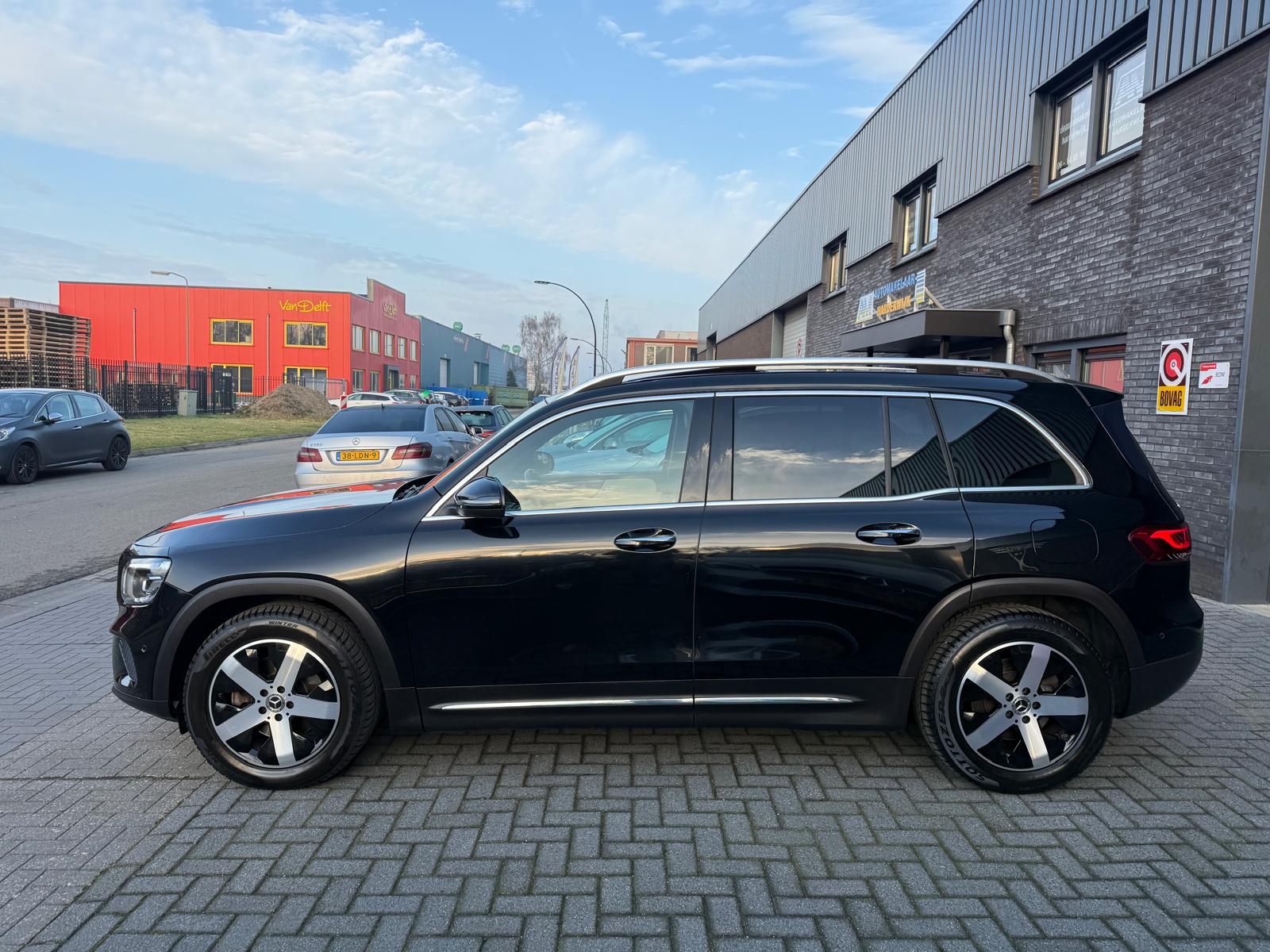 Mercedes-Benz GLB 250 4MATIC Advantage | 1E EIGENAAR | 3/6/12MND GARANTIE | 225 PK | AUTOMAAT | LED | MEMORY | CARPLAY | PANODAK | CRUISE |