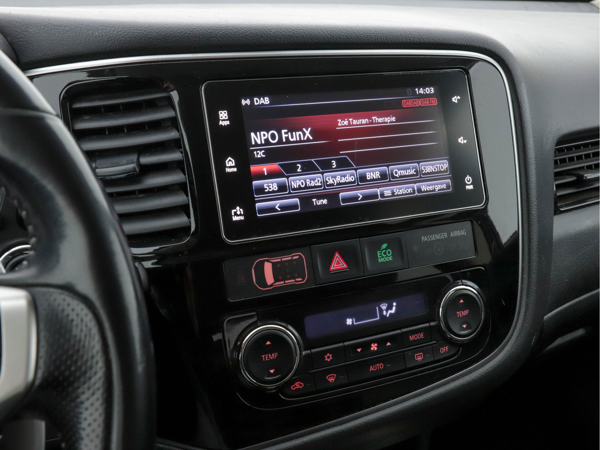 Mitsubishi Outlander 2.0 Plug-in Hybrid AWD (INCL-BTW)  *MICROFIBRE-LEATHER | NAVI-FULLMAP | KEYLESS | DAB | CAMERA | ECC | CRUISE | CARPLAY | PRIVACY-GLASS | TOWBAR | SHIFT-PADDLES | 16"ALU*