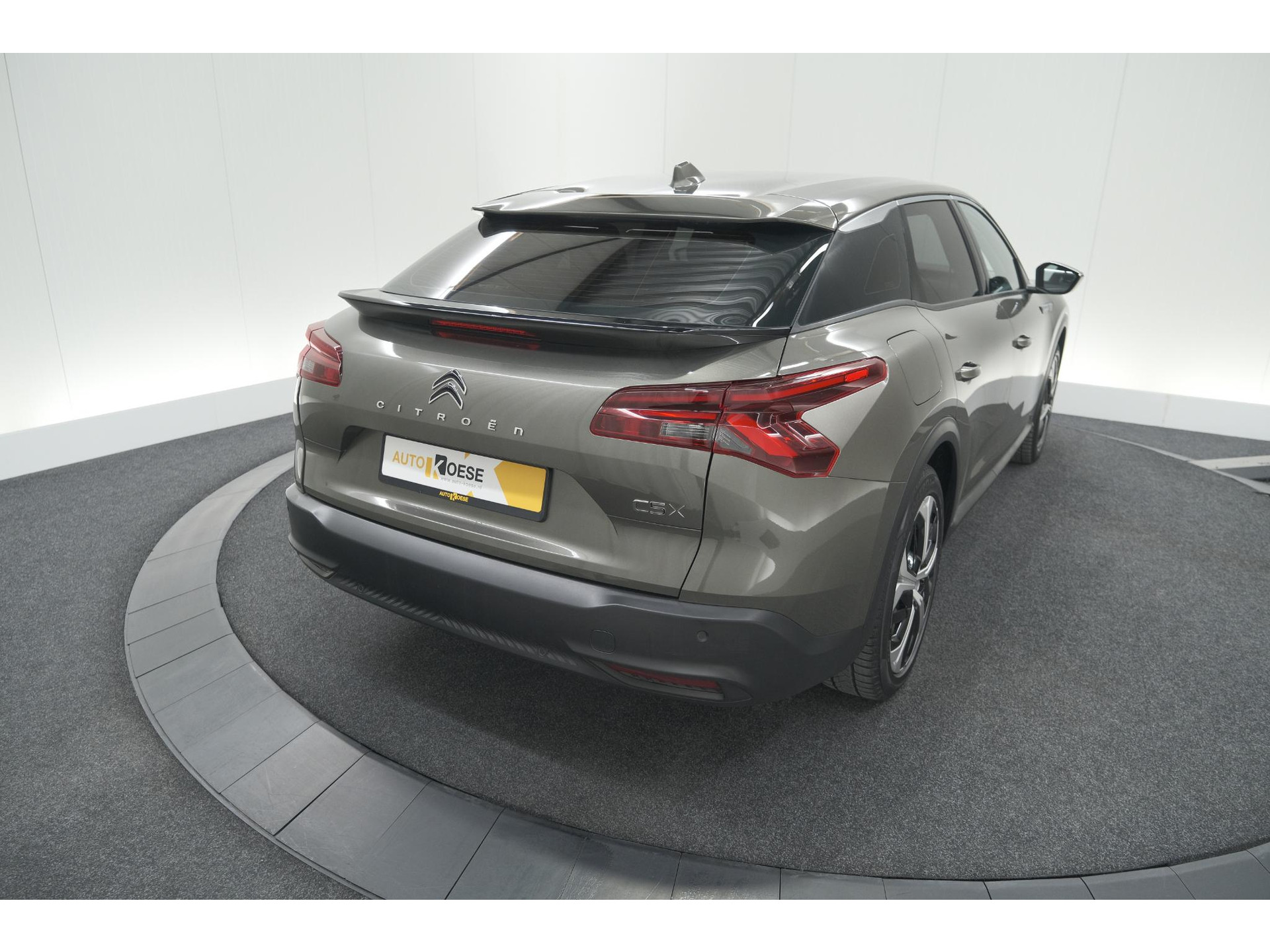 Citroen C5 X 1.6 Plug-in Hybrid 225 Business | Parkeersensoren | Navigatie | Apple Carplay
