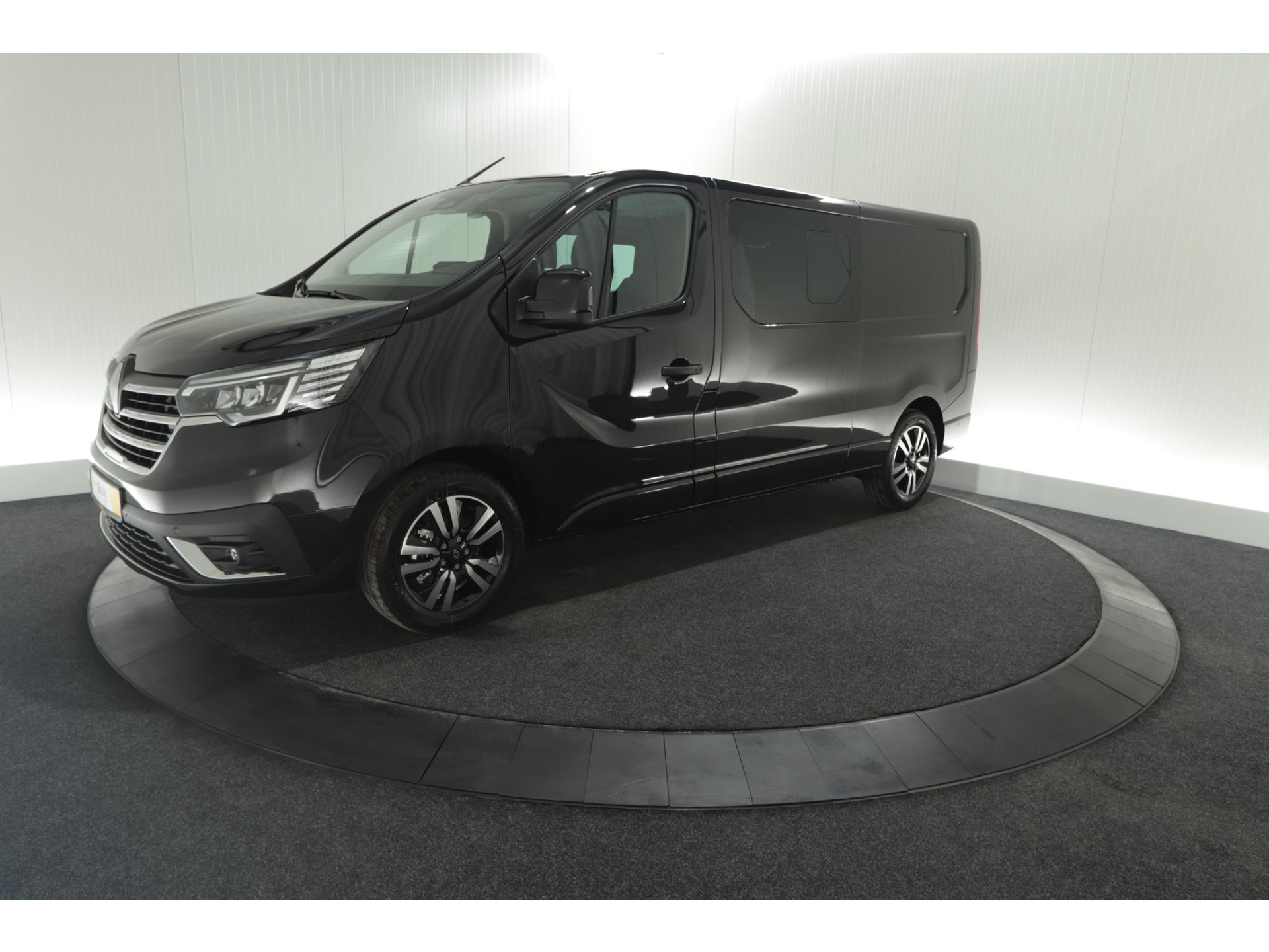 Renault Trafic 2.0 Blue dCi EDC 170 T29 L2H1 Extra DC | 6 Zitlplaatsen | Camera | Navigatie | Climate Control | Dubbele Cabine