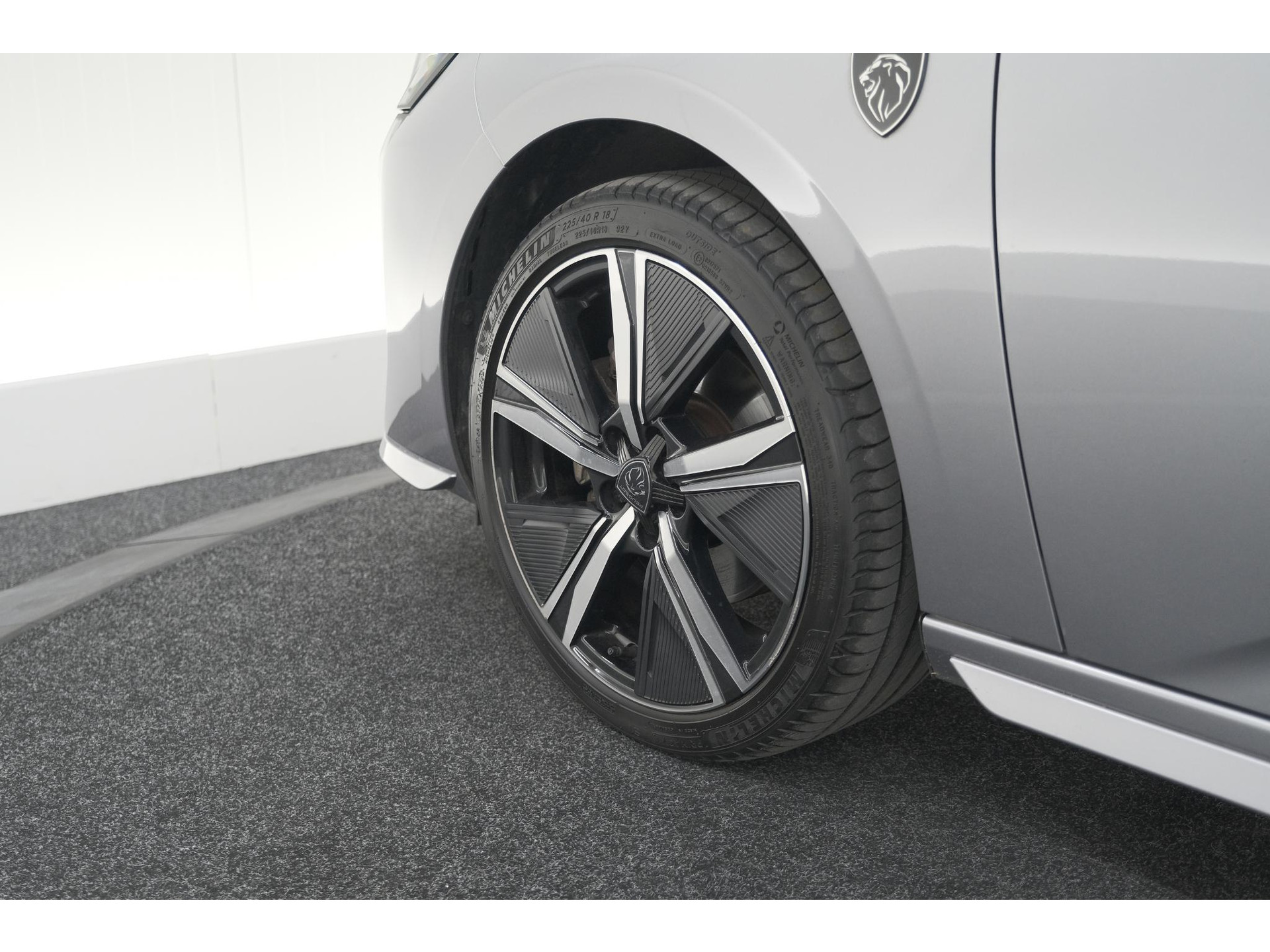 Peugeot 308 SW PureTech 130 EAT8 GT | Trekhaak | Stoelverwarming | Camera | Adaptieve Cruise Control