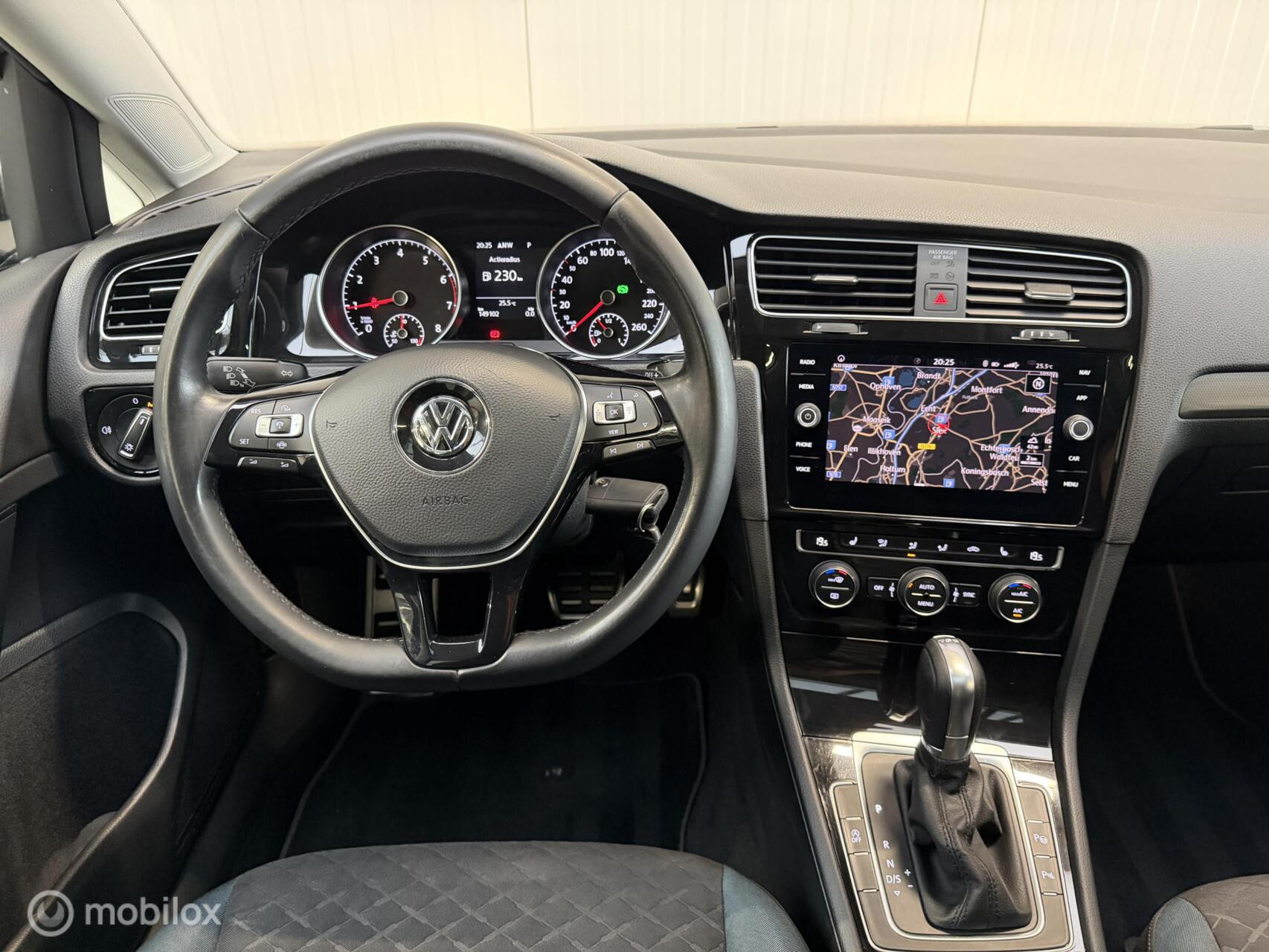 Volkswagen Golf 7.5 R-Line 1.5 TSI DSG 150PK | Pano | ACC