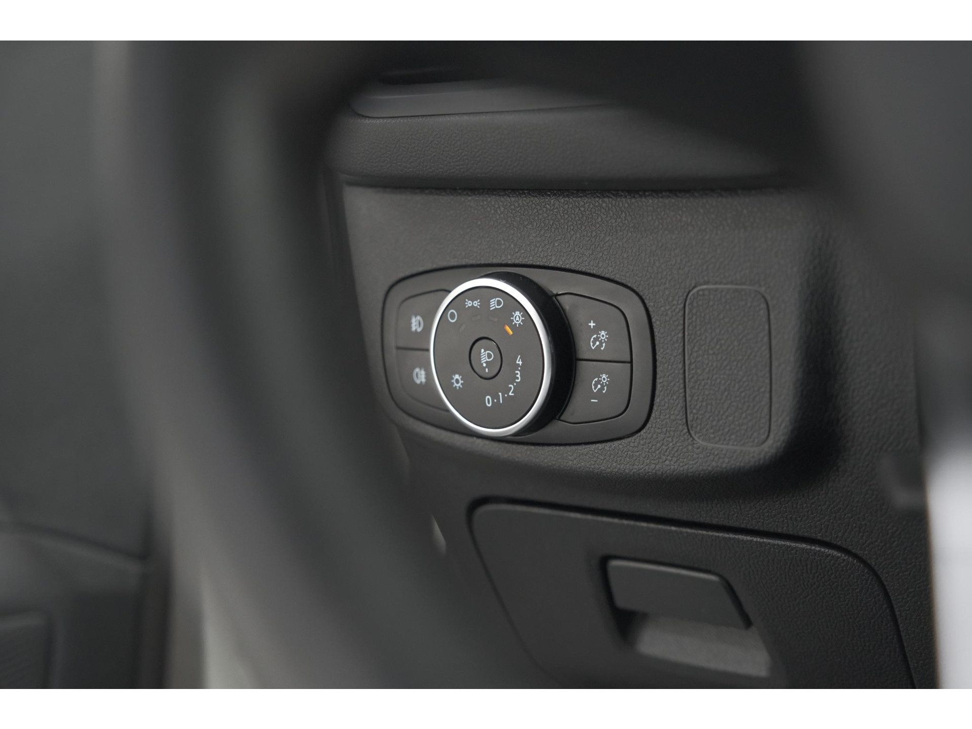 Ford Focus 1.5 EcoBoost Active Business | Lage Kilometerstand | Navigatie | Parkeersensoren | Apple Carplay
