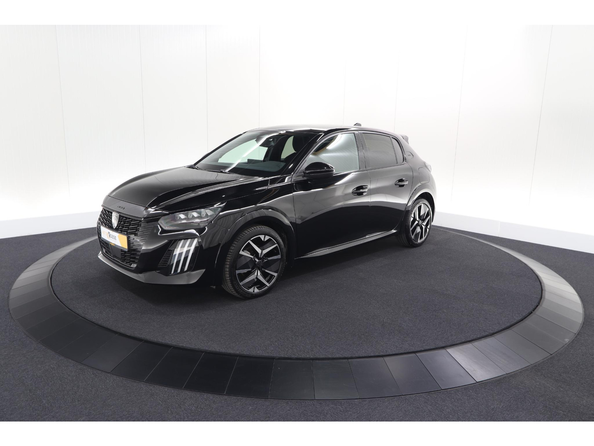 Peugeot 208 1.2 Hybrid 145 e-DCS6 GT | Alcantara Pakket | Camera | Apple Carplay | Stoelverwarming