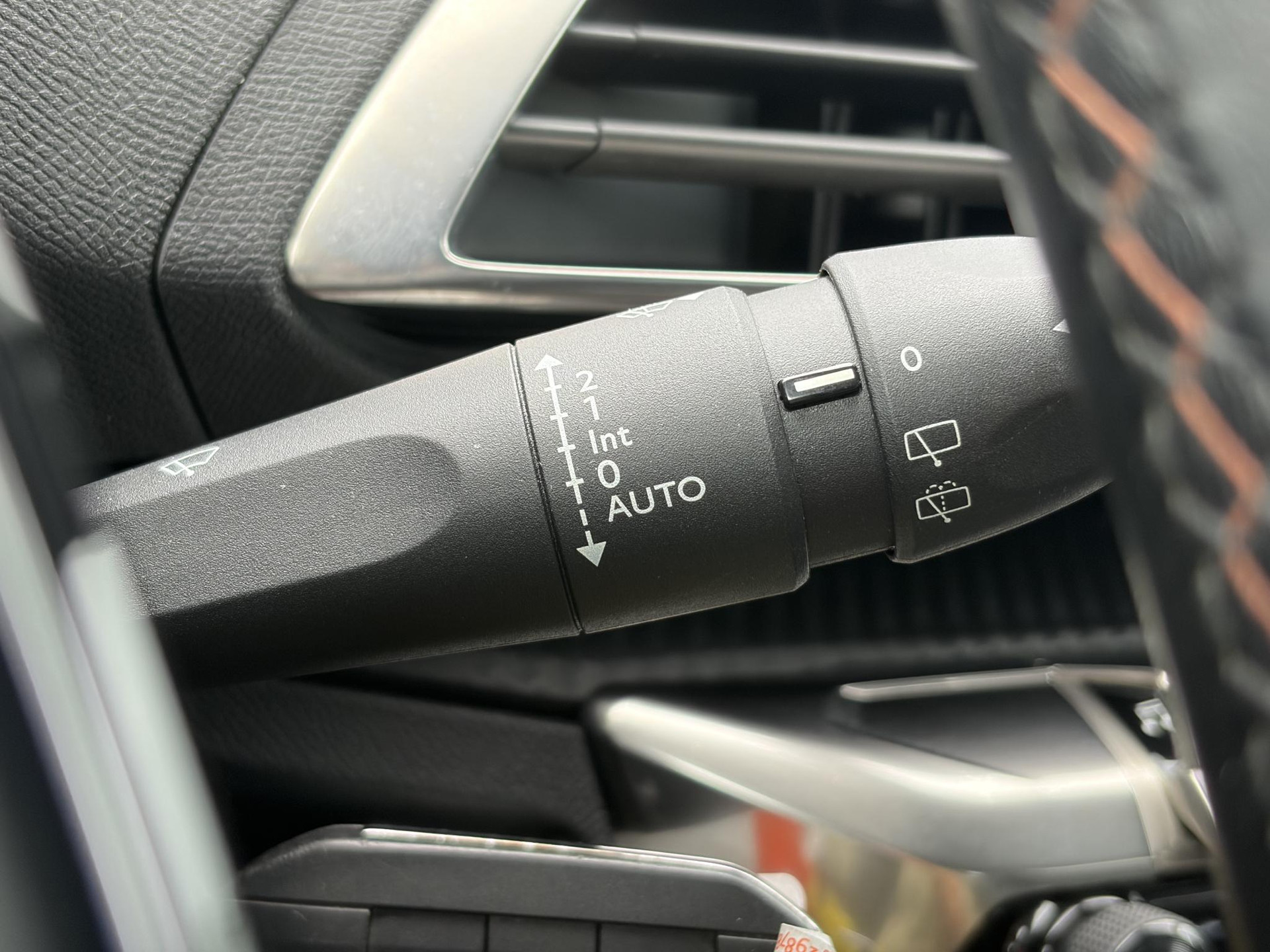 Peugeot 5008 1.2 PureTech Active 1e Eigenaar,D-riem 12-2023,Trekhaak,7 Persoons,6 Bak,Carplay,Clima,Cruise,131pk,Pdc,Dealer Onderhouden,N.A.P,Apk tot 05-2027