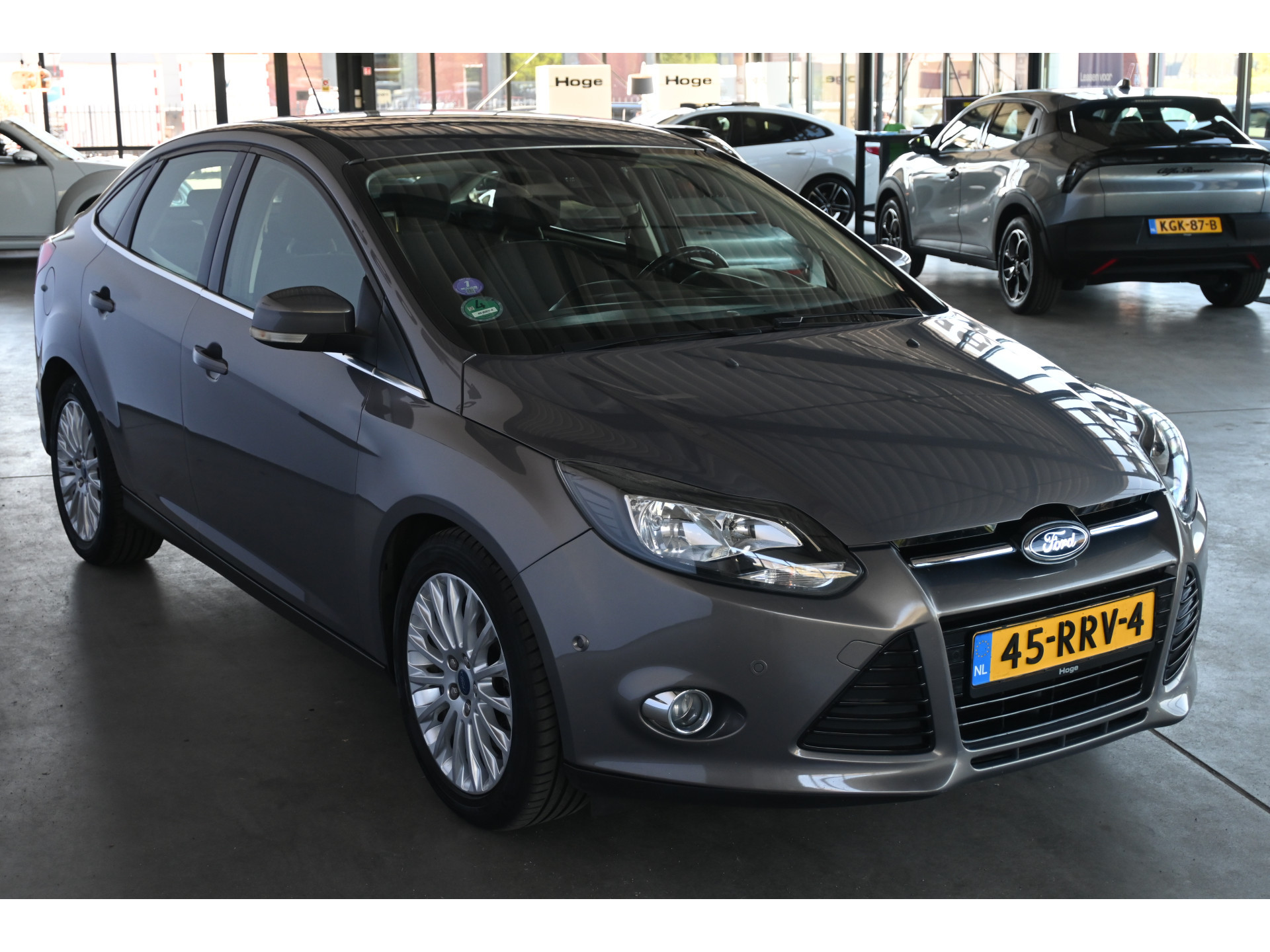 Ford Focus 1.6 EcoBoost Titanium Clima Trekhaak Pdc Cruise control 100% Onderhouden! Inruil Mogelijk!