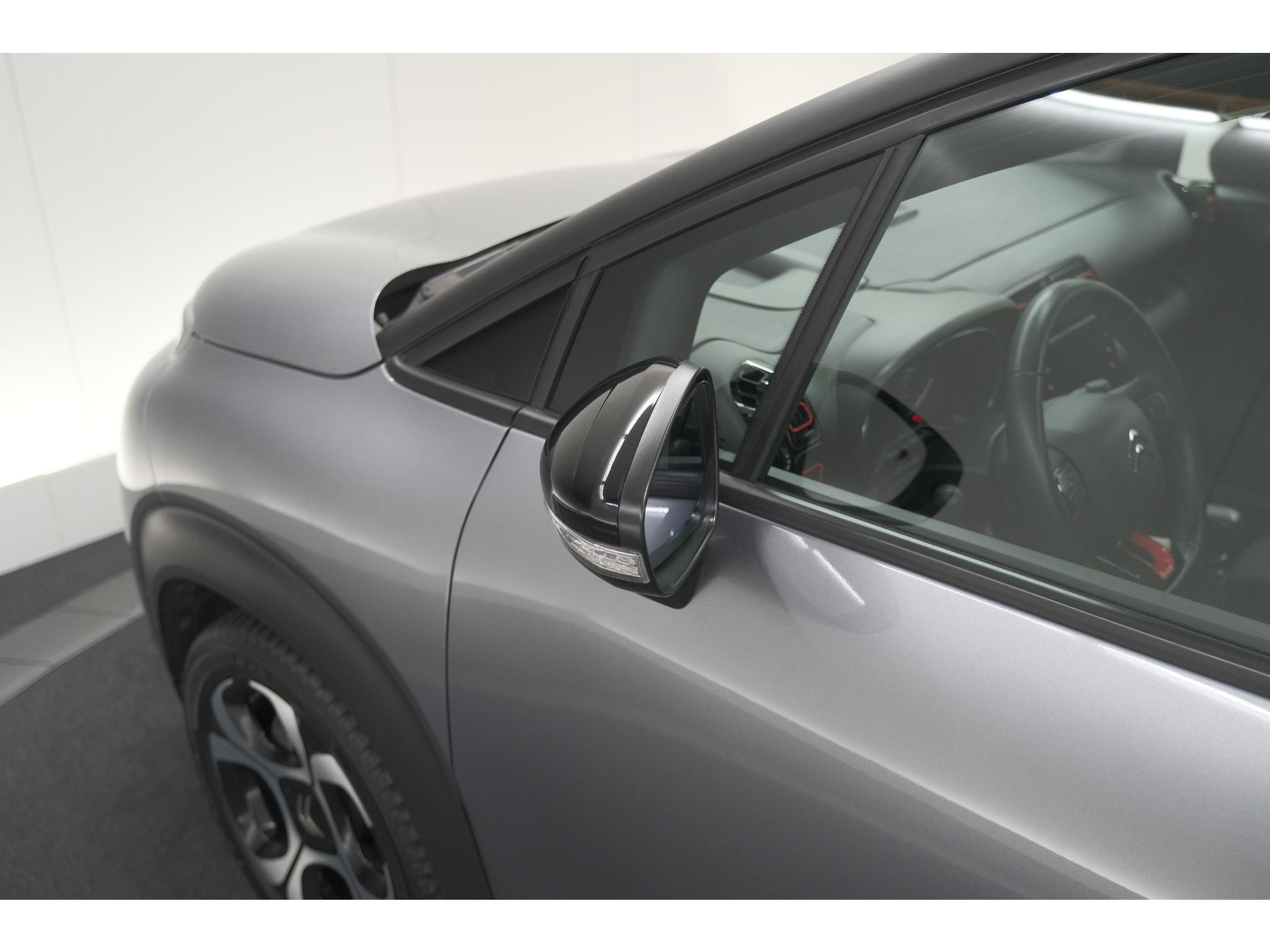 Citroen C3 Aircross PureTech 110 S&S Business | Schuif-/Kanteldak | Camera | HIFI Audiosysteem | Dodehoekdetectie