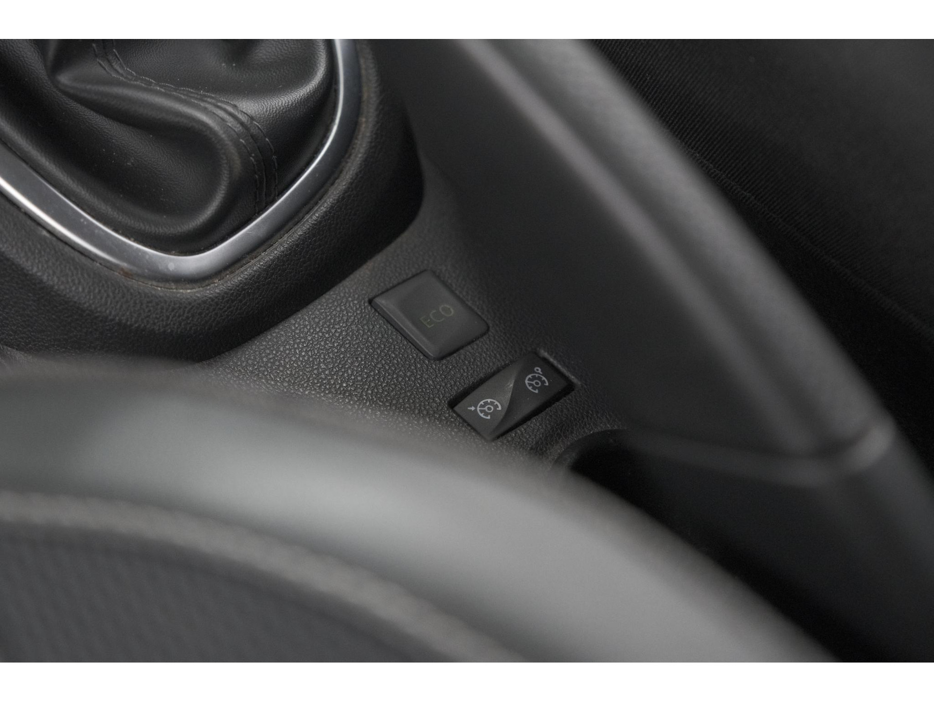 Renault Captur TCe 130 Intens | Camera | Navigatie | Parkeersensoren | Climate Control