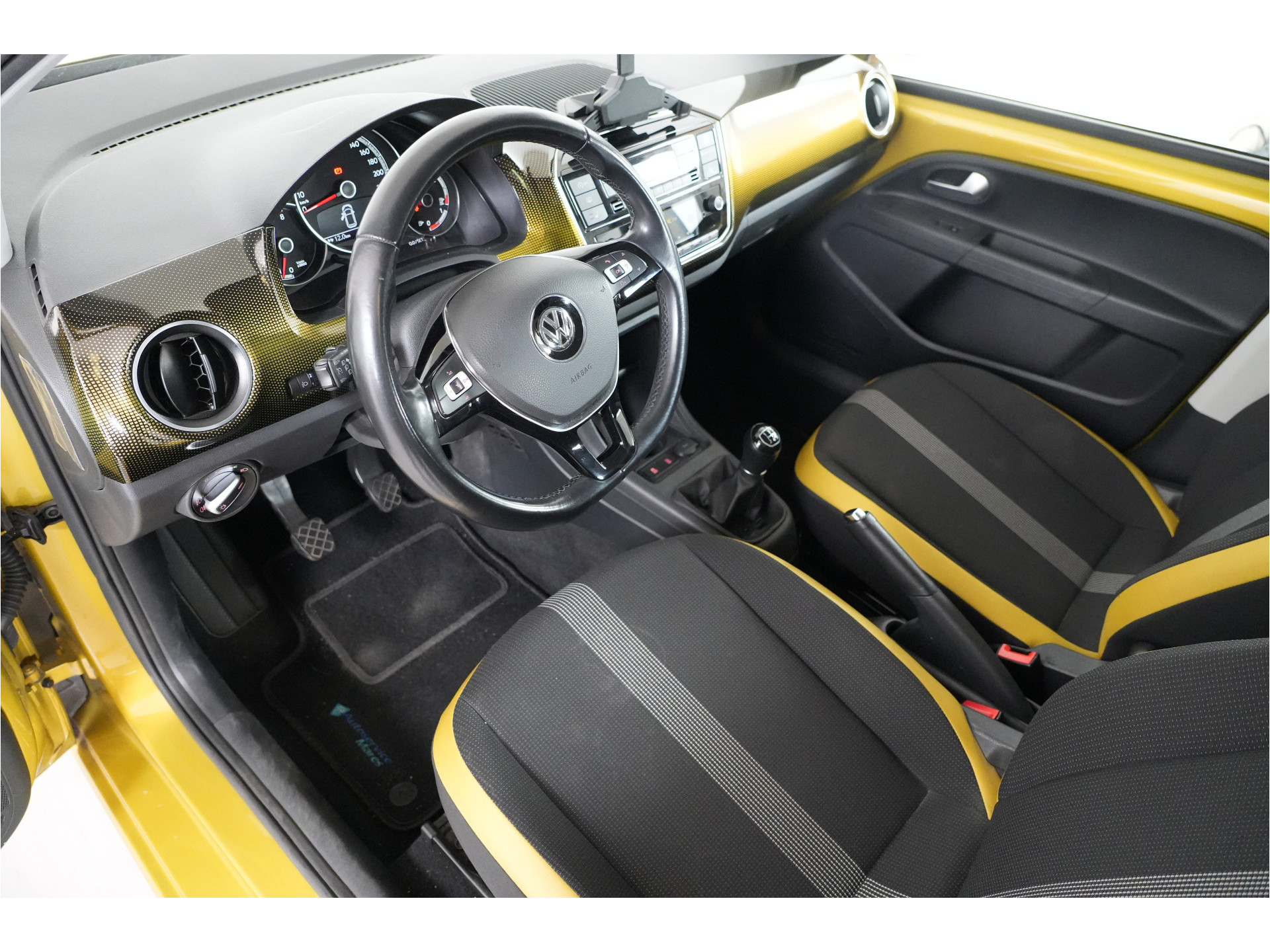 Volkswagen Up! 1.0 EcoFuel move up! | 5 drs. | Aardgas | Cruise | Stl. verw. | PDC | Climate | Lichtautomaat |