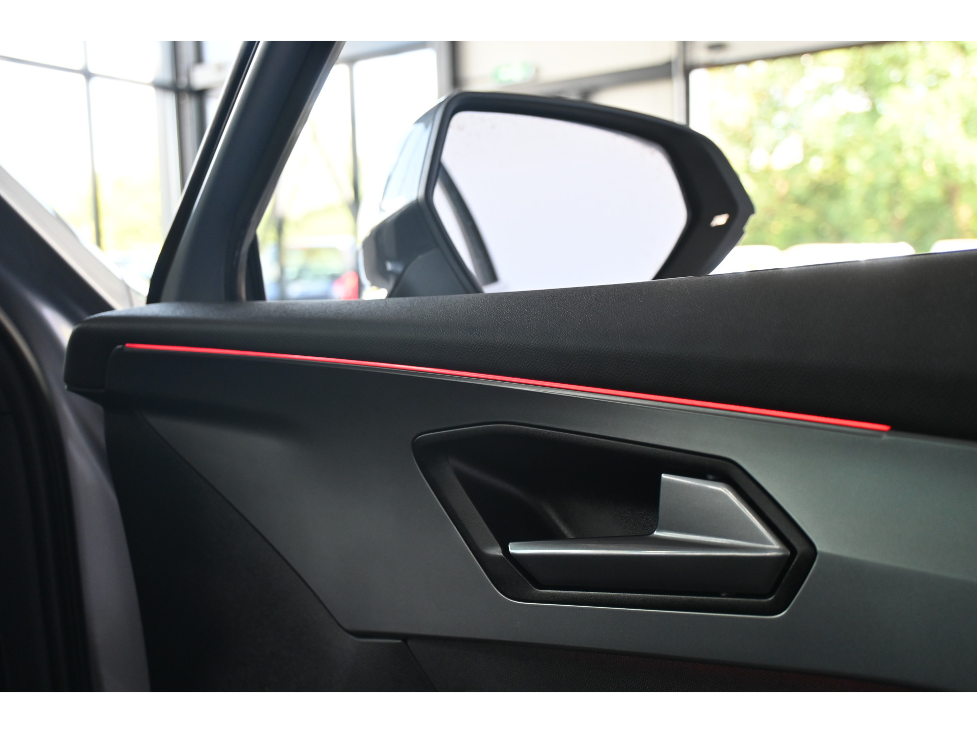 CUPRA Formentor 1.5 TSI Automaat Clima Adaptieve cruise Navigatie Apple carplay Trekhaak PDC Inruil mogelijk