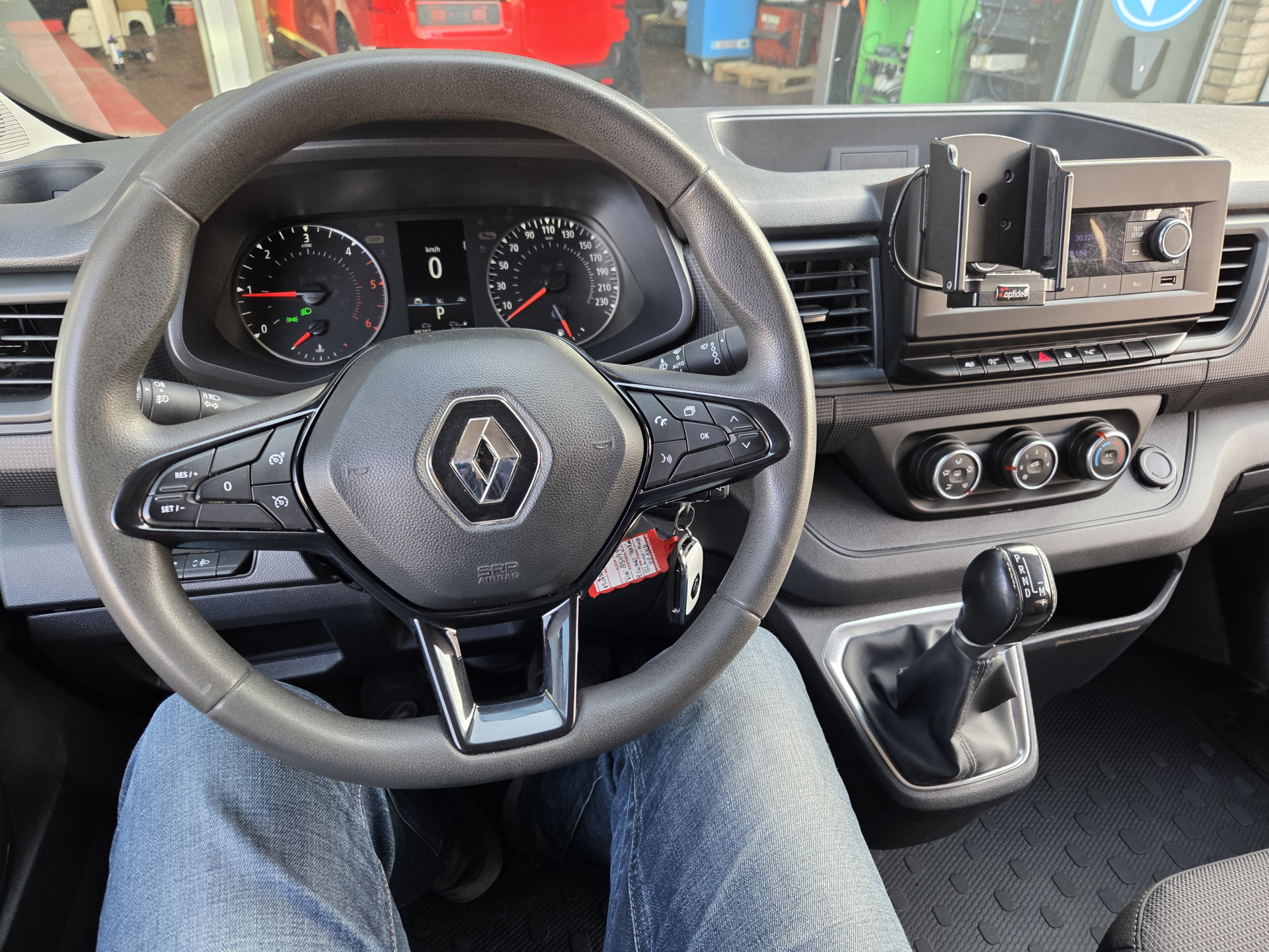 Renault Trafic 2.0 Blue dCi 150 Pk AUTOMAAT L2  Airco PDC Cruisecontrol Achteruitrijcamera Verwarmde stoel