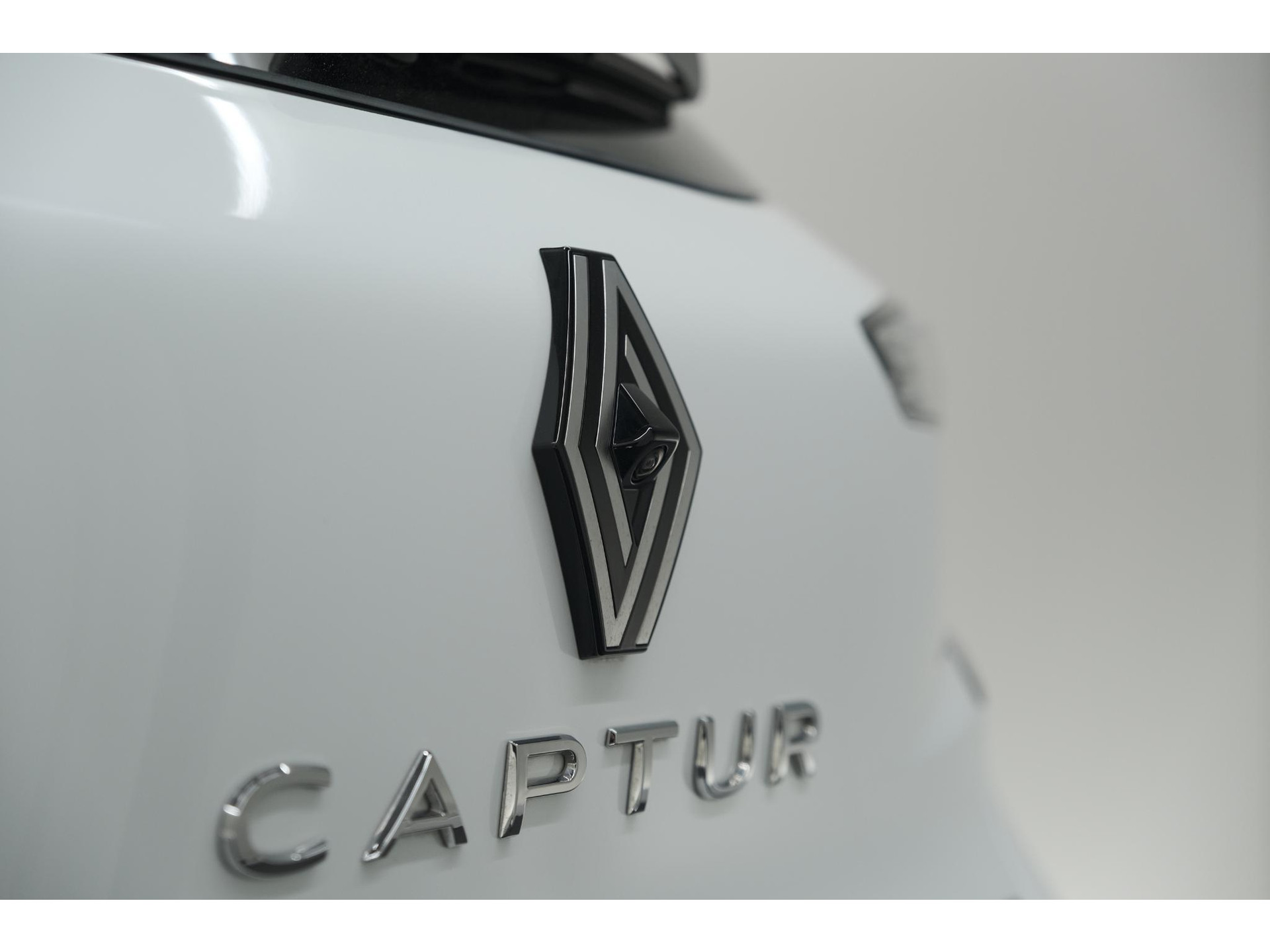 Renault Captur 1.6 E-Tech full hybrid 145 techno | NIEUW MODEL | Camera | Apple Carplay | Parkeersensoren | Keyless | LED