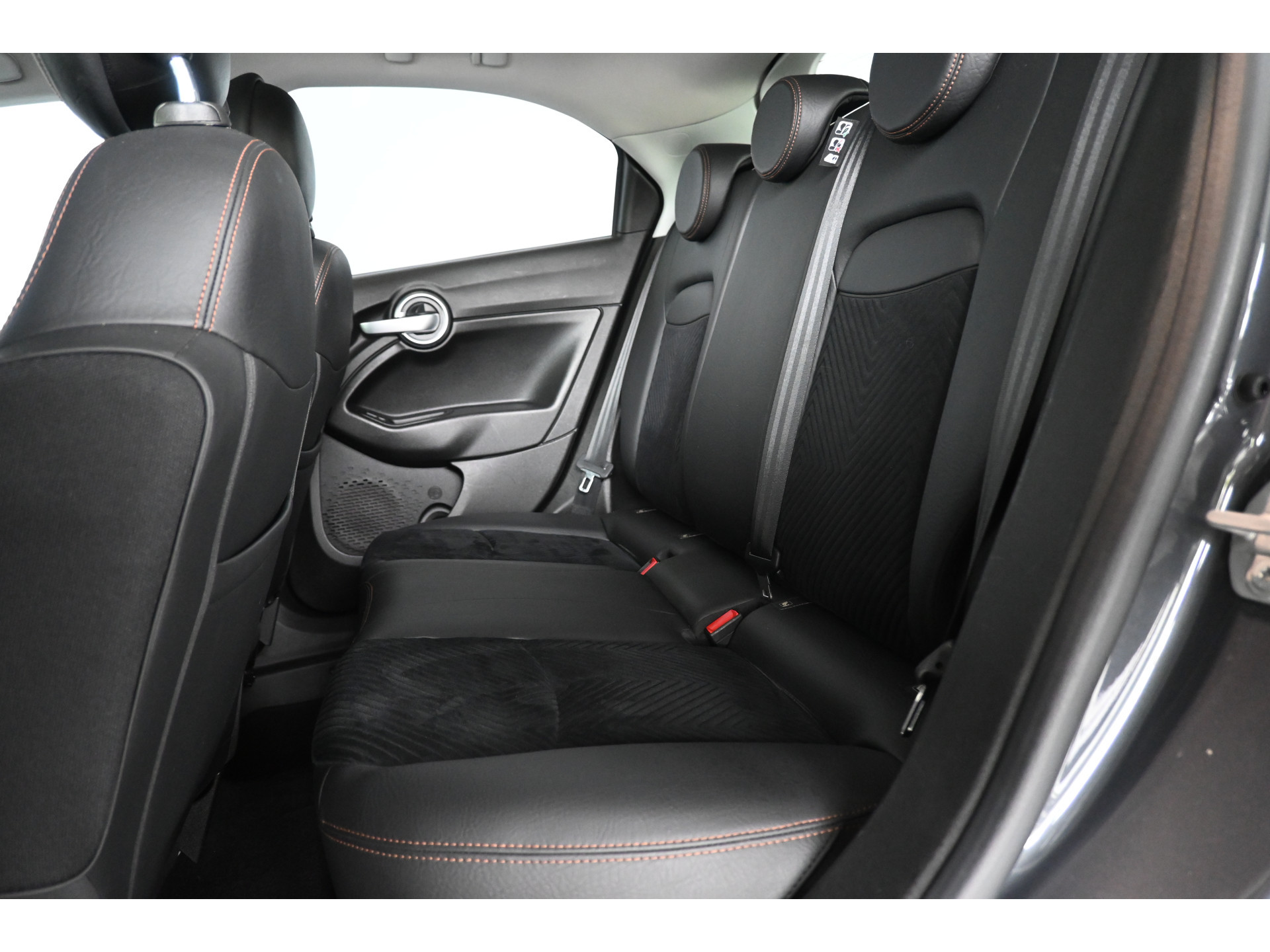 Fiat 500 X Cross 1.4 Turbo MultiAir S-Design Cross Navigatie Clima Trekhaak Cruise control 1e Eigenaar 100% Onderhouden! Inruil Mogelijk!