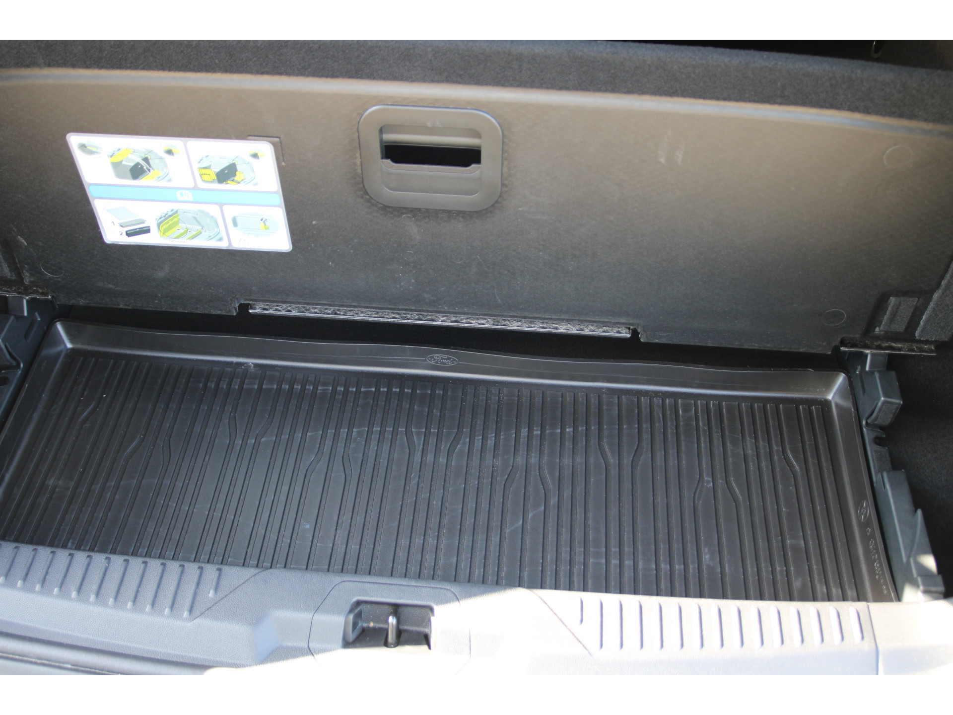 Ford Focus Wagon 1.0 EcoBoost 155 PK AUT. Hybrid ST Line X TREKHAAK AFNEEMBAAR | WINTERPACK | HEAD-UP