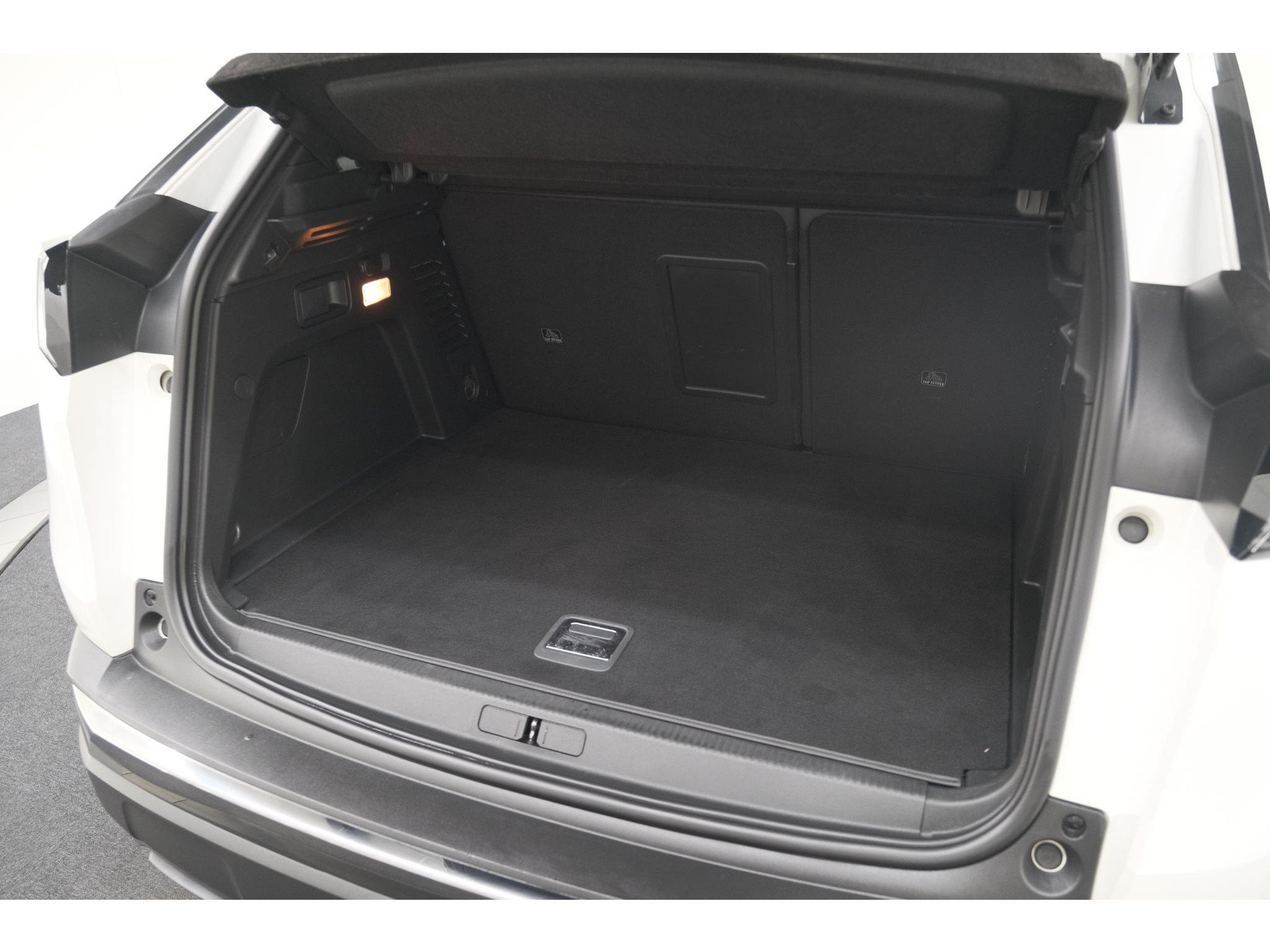 Peugeot 3008 1.6 Plug-in HYbrid 225 Allure | Camera | Dodehoekdetectie | Navigatie | Apple Carplay