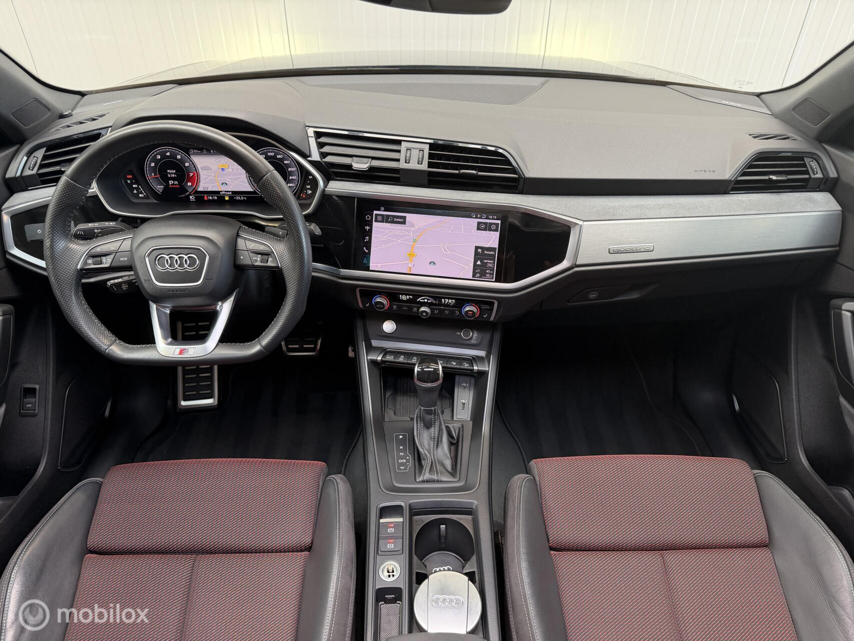 Audi Q3 40 TFSI Quatrro S-tronic 190 PK | 3x S line | 360Cam