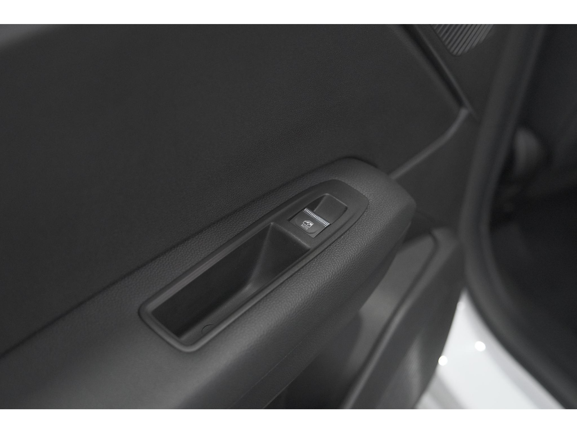 Renault Captur Mild Hybrid 160 EDC Techno | Camera | Navigatie | Apple Carplay | Pack Full Screen