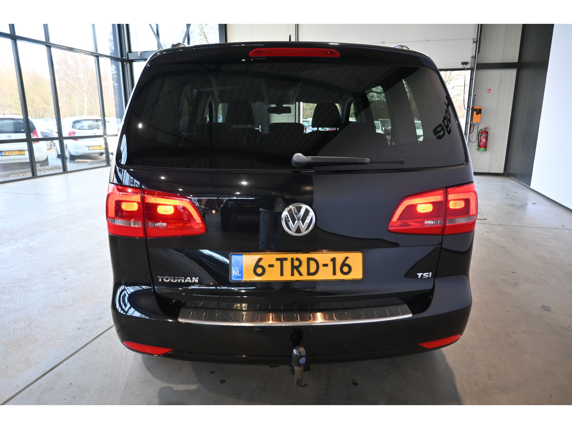 Volkswagen Touran 1.4 TSI Highline Automaat Clima Stoelverwarming Goed Onderhouden! Inruil Mogelijk!