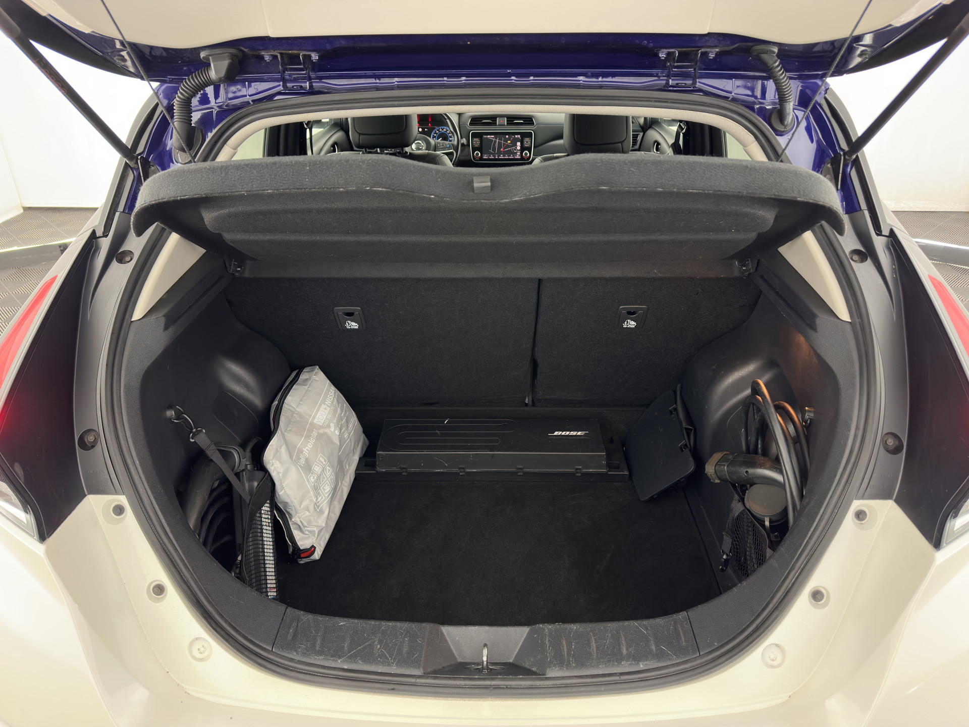 Nissan LEAF e+ Tekna 62 kWh {SOH-95%} (INCL-BTW) *Aut.*LEATHER-MICROFIBRE | FULL-LED | ADAPTIVE-CRUISE | BOSE-AUDIO | TOP-VIEW | DAB | KEYLESS | NAVI-FULLMAP | DAB | HEATED-COMFORTSEATS | BLIND-SPOT | PRIVACY-GLASS | 17''ALU*