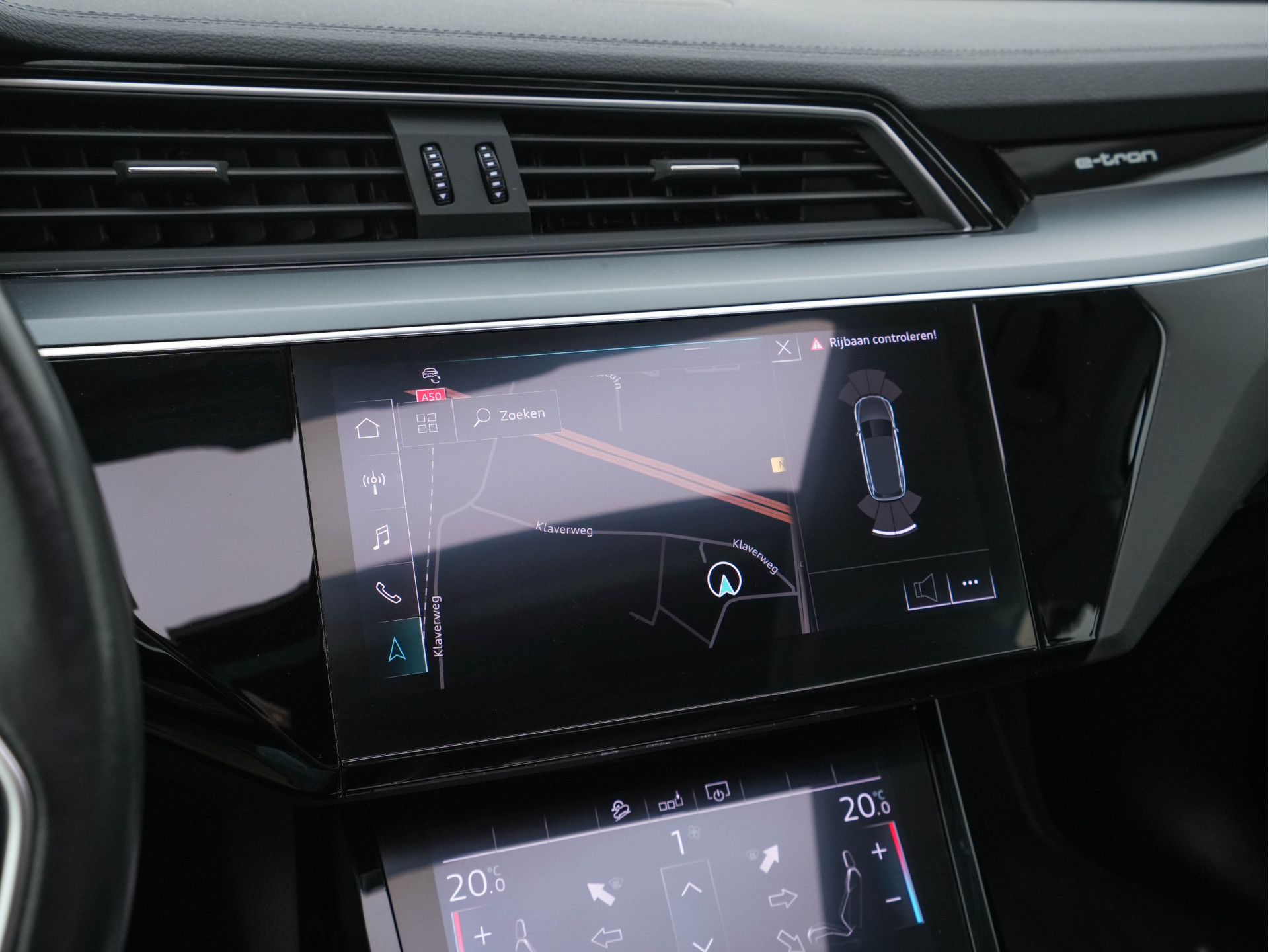 Audi e-tron 50 Quattro Launch-Edition-Plus 71 kWh [ 3-Fase ] {SOH-100%} (INCL-BTW) *PANO | LUXURY-LEATHER | ADAPTIVE-CRUISE | FULL-LED | DIGI-COCKPIT | KEYLESS | MEMORY-PACK | CAMERA | NAVI-FULLMAP | SHIFT-PADDLES | COMFORT-SEATS | 20''ALU*