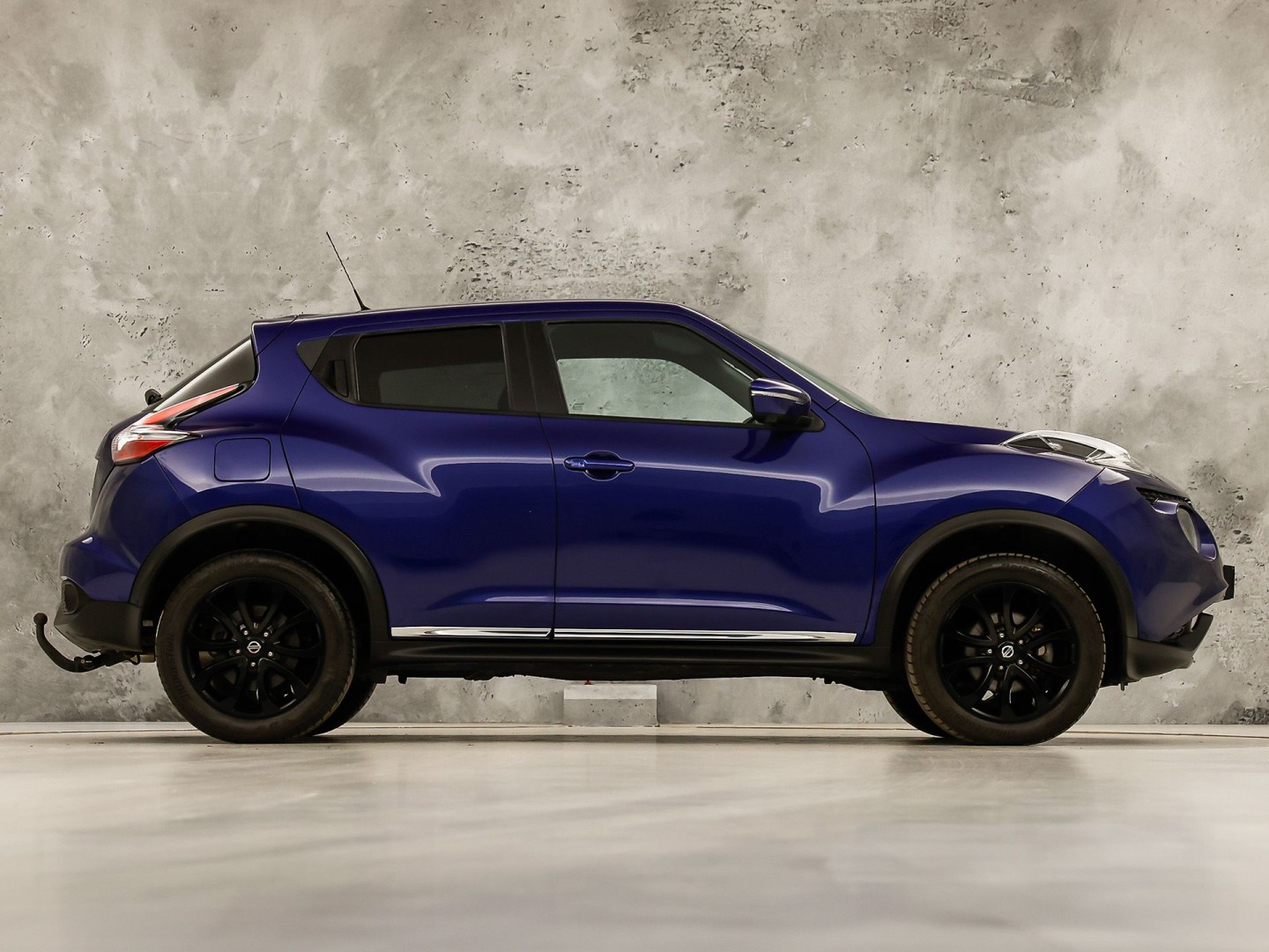 Nissan Juke 1.6 Sport Automaat (NAVIGATIE, CLIMATE, 360 CAMERA, SPORTSTOELEN, ALCANTARA, ZWART HEMEL, GETINT GLAS, NIEUWE APK, NIEUWSTAAT)