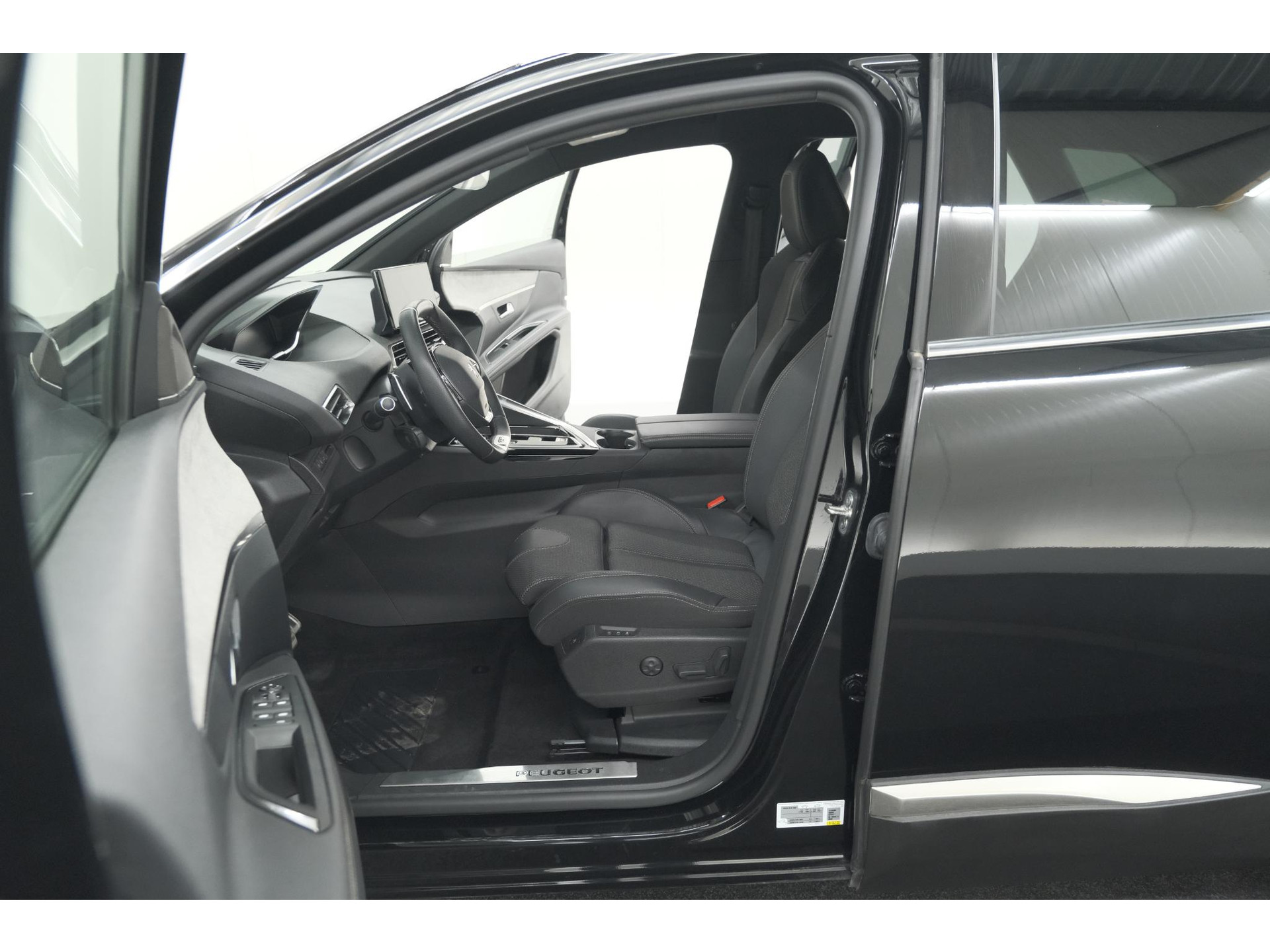 Peugeot 3008 1.2 Hybrid 136 GT | 360 Camera | Adaptieve Cruise Control | Elektronische Kofferklep | Navigatie