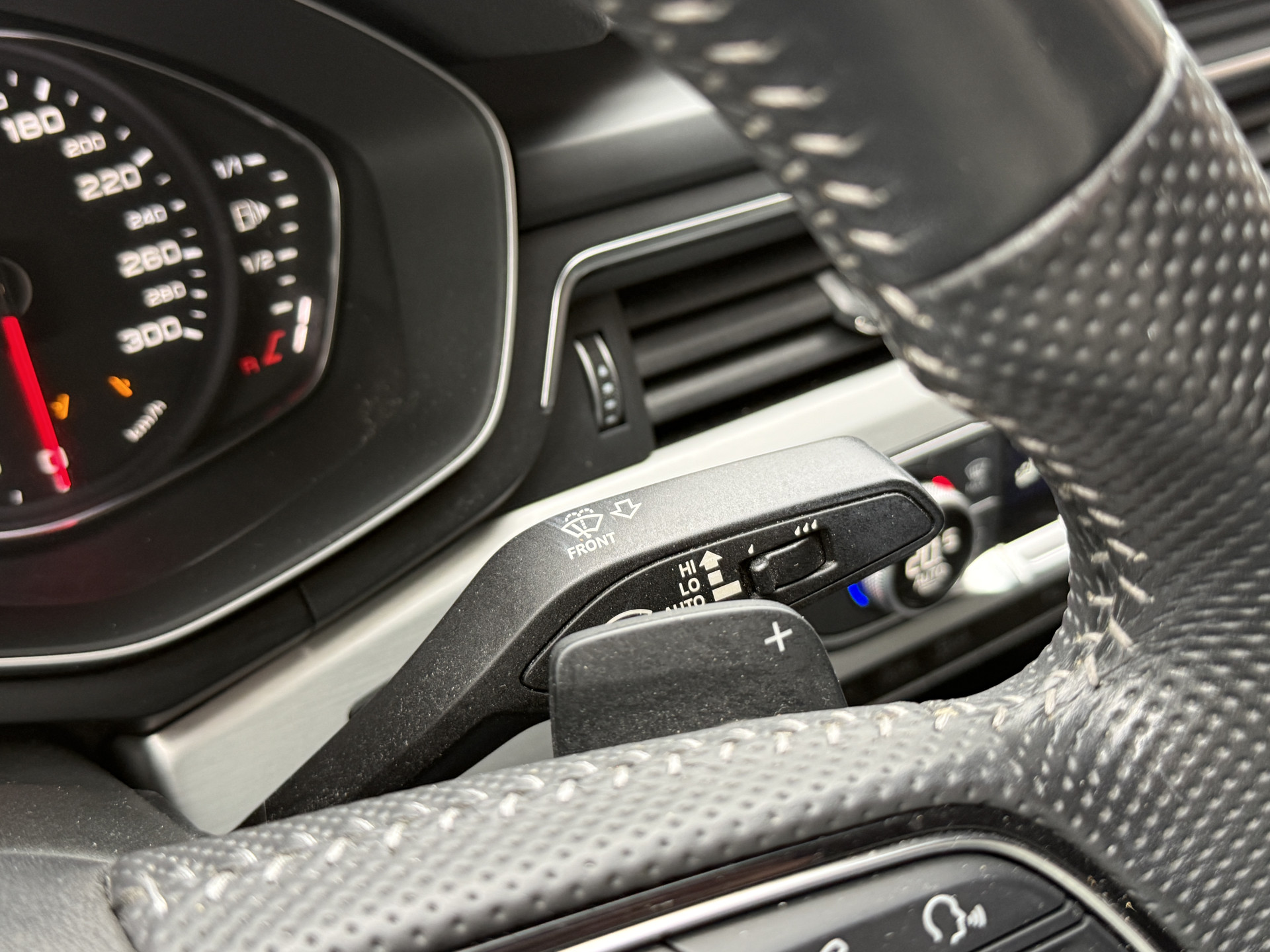 Audi A5 Sportback 35 TFSI Sport S-line edition | Leder | ACC | Apple Carplay | Stoelverwarming