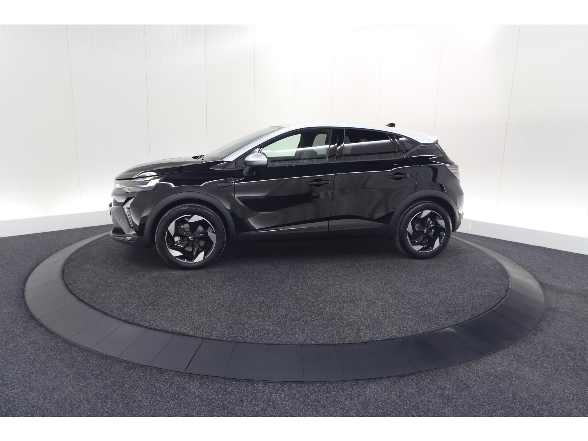 Renault Captur 1.6 E-Tech full hybrid 145 Techno | 360 Camera | Adaptieve Cruise Control | Apple Carplay | 18 Inch Lichtmetalen Velgen