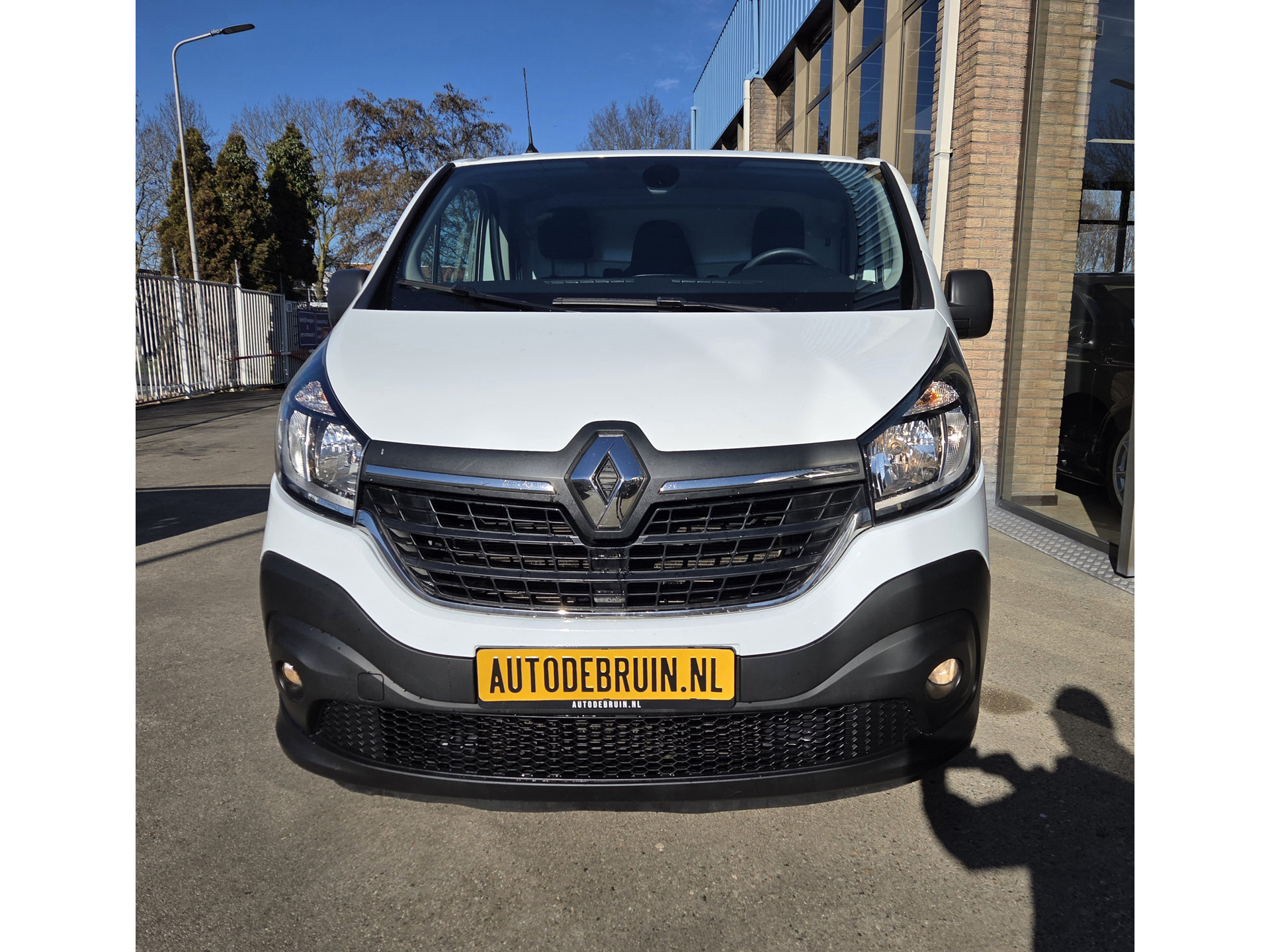 Renault Trafic 2.0 dCi 120Pk /88kw  L2 Airco  Parkeersensor Trekhaak Business