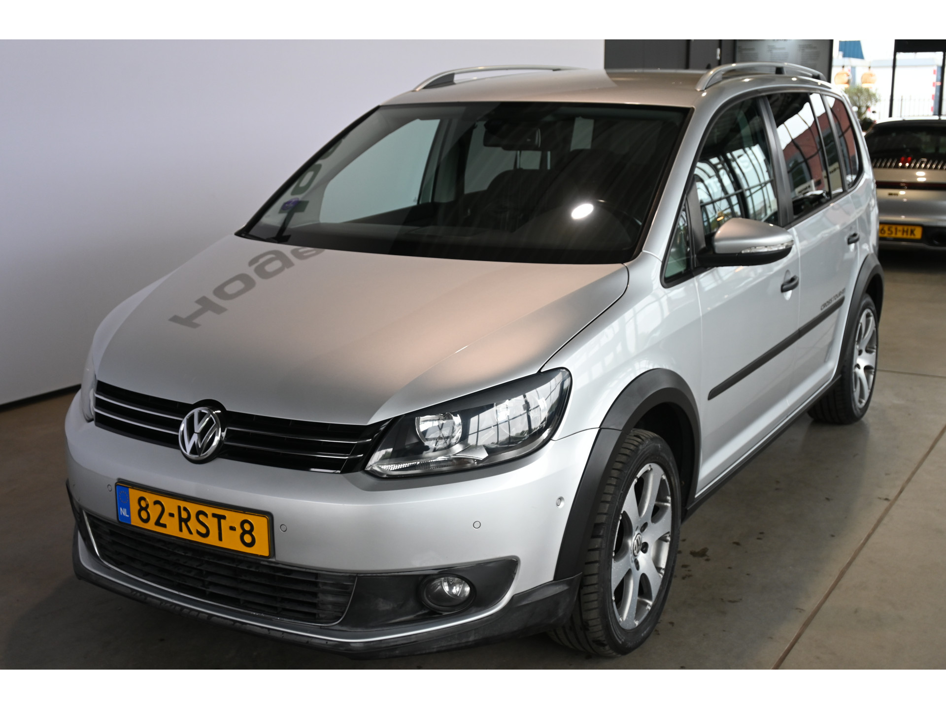 Volkswagen Touran 1.4 TSI Cross Climate control Trekhaak Cruise control PDC Inruil Mogelijk!