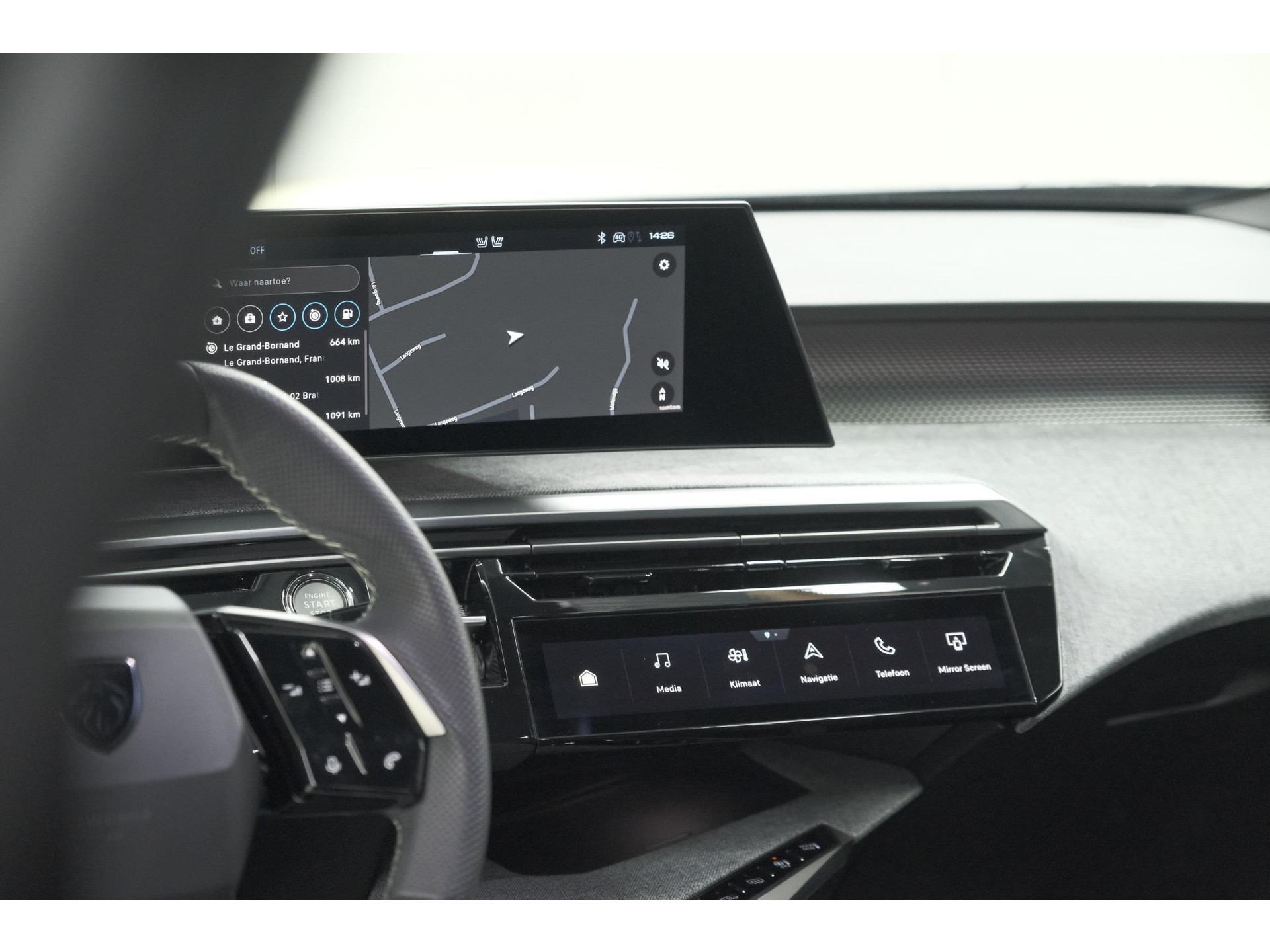 Peugeot 3008 1.2 Hybrid 136 GT | Panoramdak | 360 Camera | Stoelverwarming | Elektrische Kofferklep | Allseason Banden