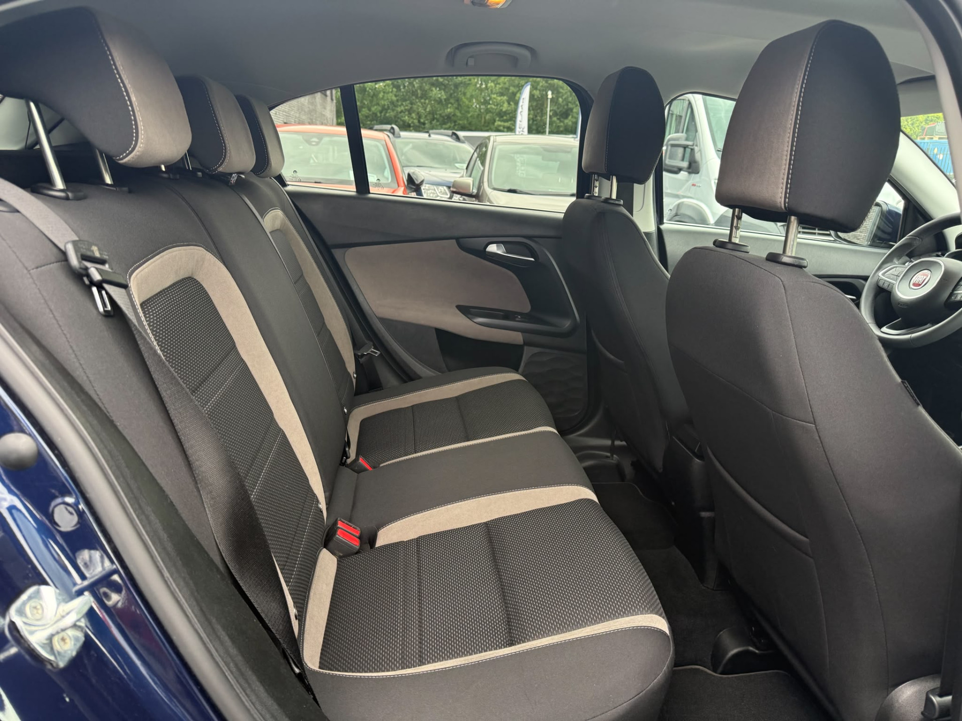 Fiat Tipo 1.4 T-Jet 16v S-Design | 1E EIGENAAR | 3/6/12MND GARANTIE | LED | CRUISE | NAVI | AIRCO | LMV |