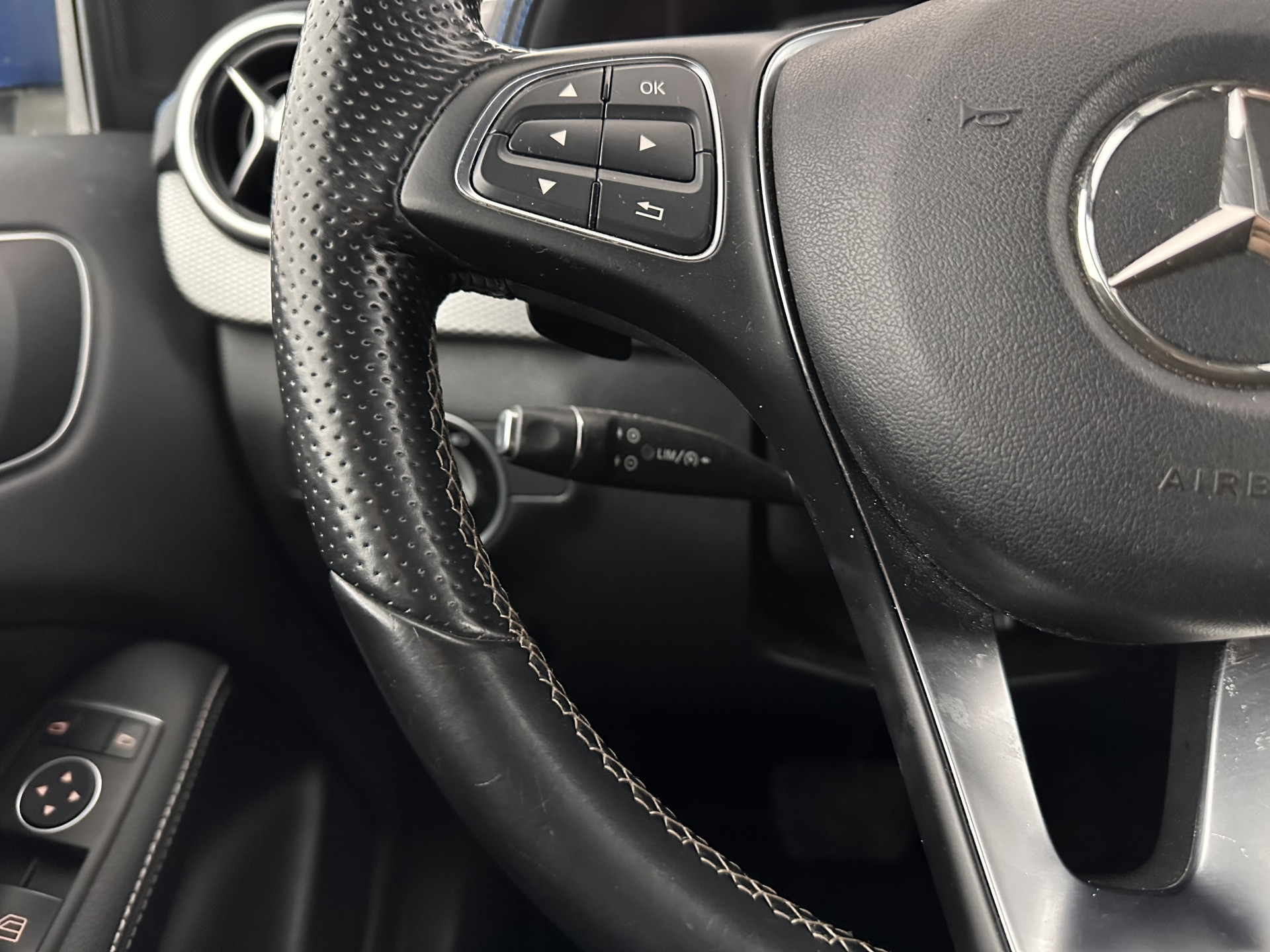 Mercedes-Benz B-klasse Electric Drive 28 kWh [ 3-Fase ] Aut.*LEATHER | XENON | NAVI-FULLMAP | HEATED-COMFORTSEATS | ECC | PDC | CRUISE | PRIVACY-GLASS | CARBON-INLAY | 18''ALU*