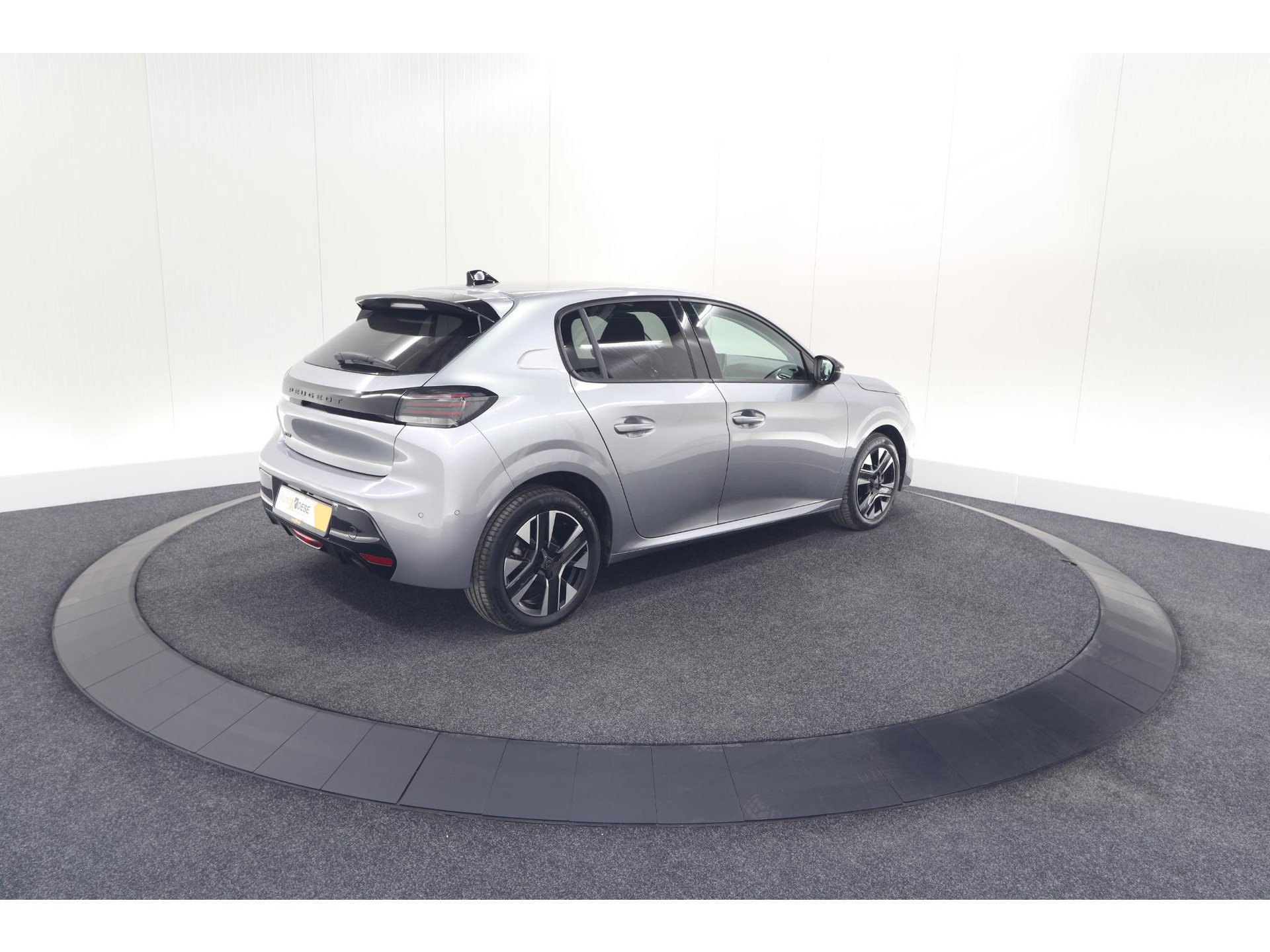Peugeot 208 PureTech 100 Allure | 360 Camera | Adaptieve Cruise Control | Dodehoekdetectie