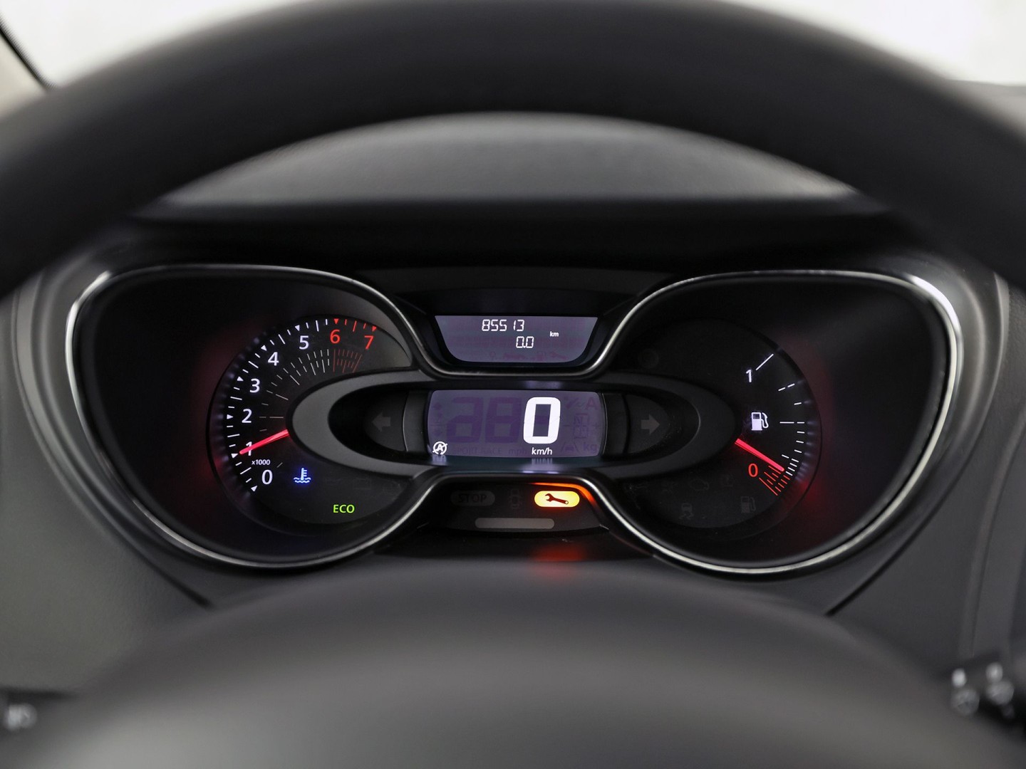Renault Captur 0.9 TCe Sport (NAVIGATIE, CAMERA, CRUISE, SPORTSTOELEN, GETINT GLAS, LM VELGEN, NIEUWSTAAT)