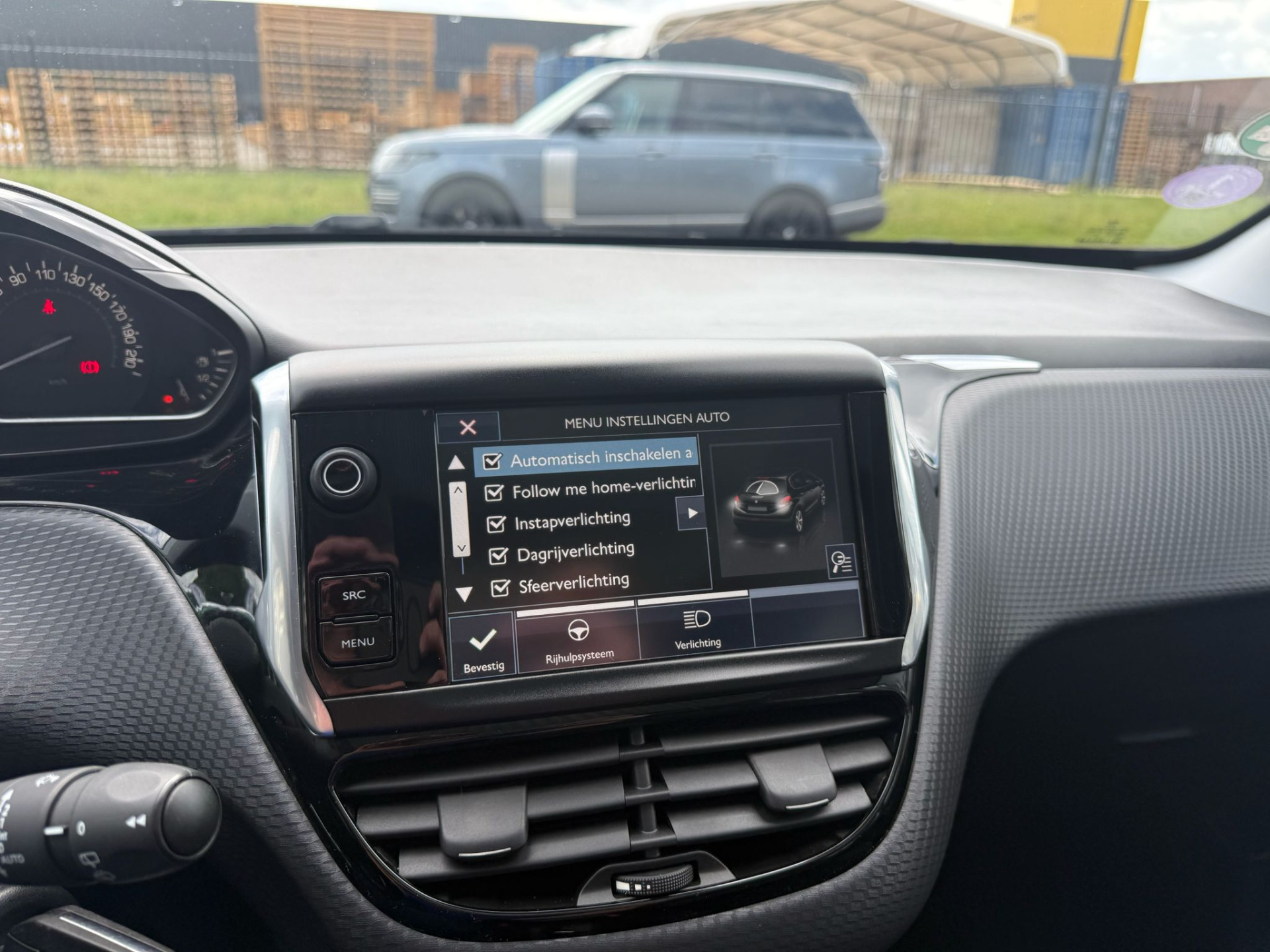 Peugeot 208 1.2 110PK Allure | 2E EIGENAAR | 3/6/12MND GARANTIE | PANO | DAB | CARPLAY | NAVI | CRUISE | JBL | AIRCO | TREKHAAK | MAT |
