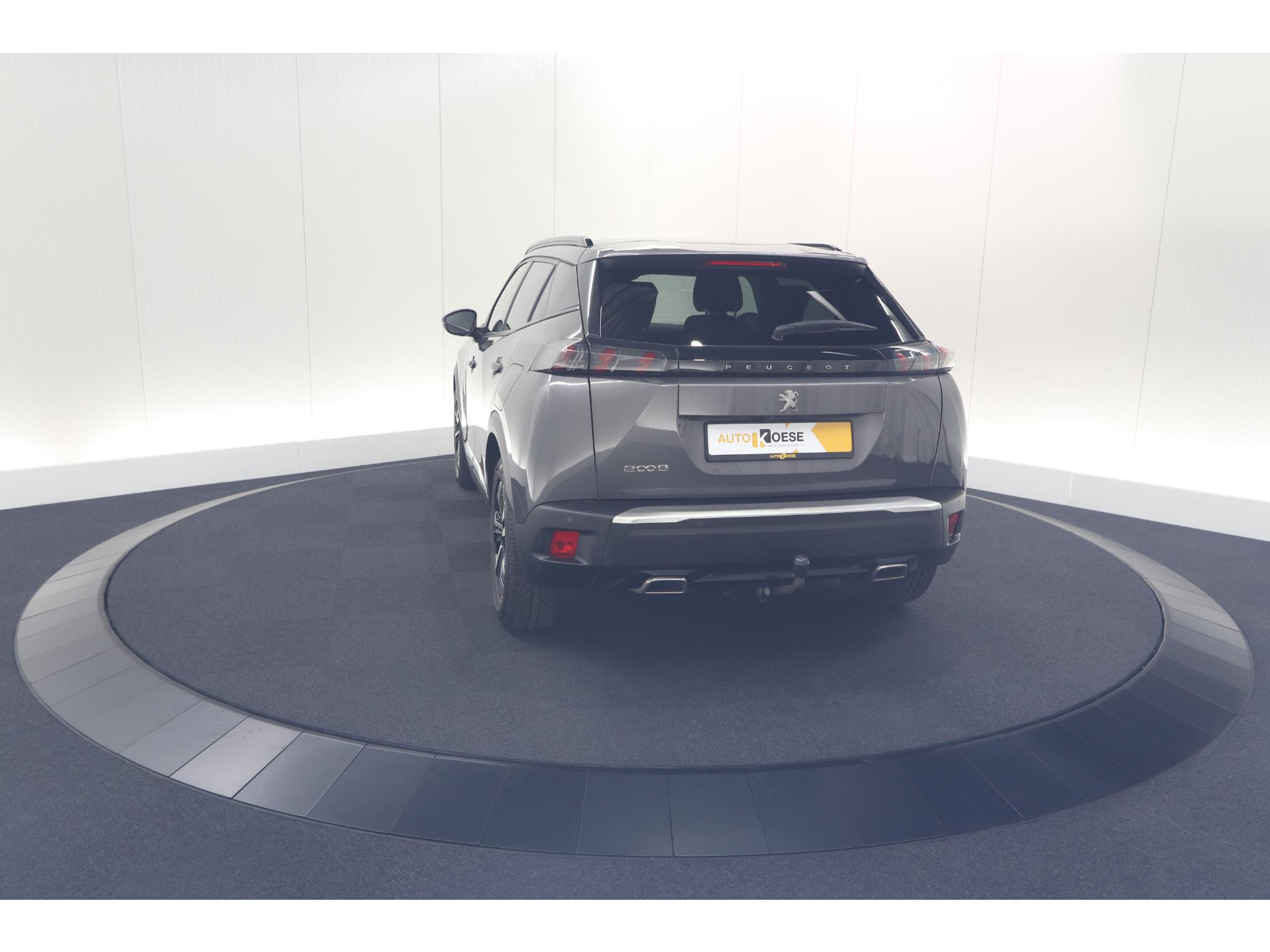 Peugeot 2008 PureTech 130 EAT8 Allure Pack | Trekhaak | Camera | Navigatie | Parkeersensoren