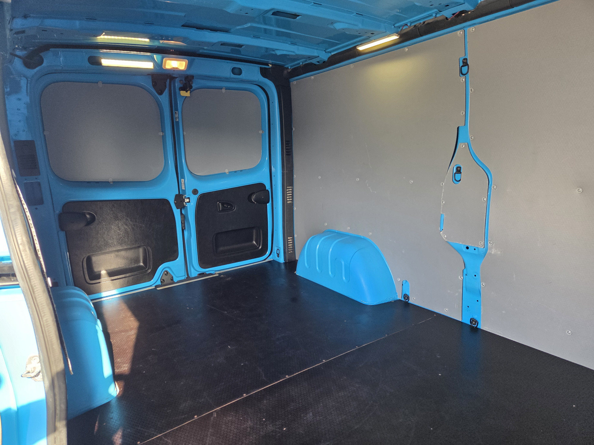 Renault Trafic 2.0 Blue dCi 150 Pk AUTOMAAT L2  Airco PDC Cruisecontrol Achteruitrijcamera Verwarmde stoel