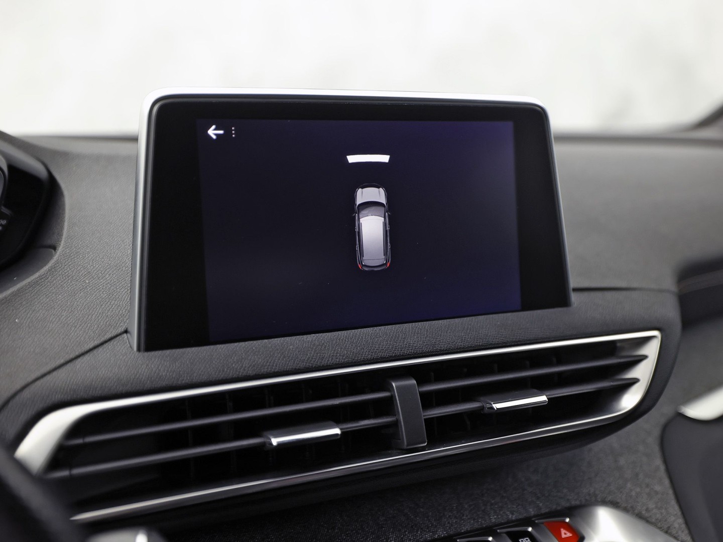 Peugeot 3008 1.6 e-THP GT Line 165Pk Automaat (APPLE CARPLAY, PARELMOER, GROOT NAVI, GETINT GLAS, KEYLESS, SPORTSTOELEN, PARKEERSENSOREN, ZWART HEMEL, NIEUWSTAAT)