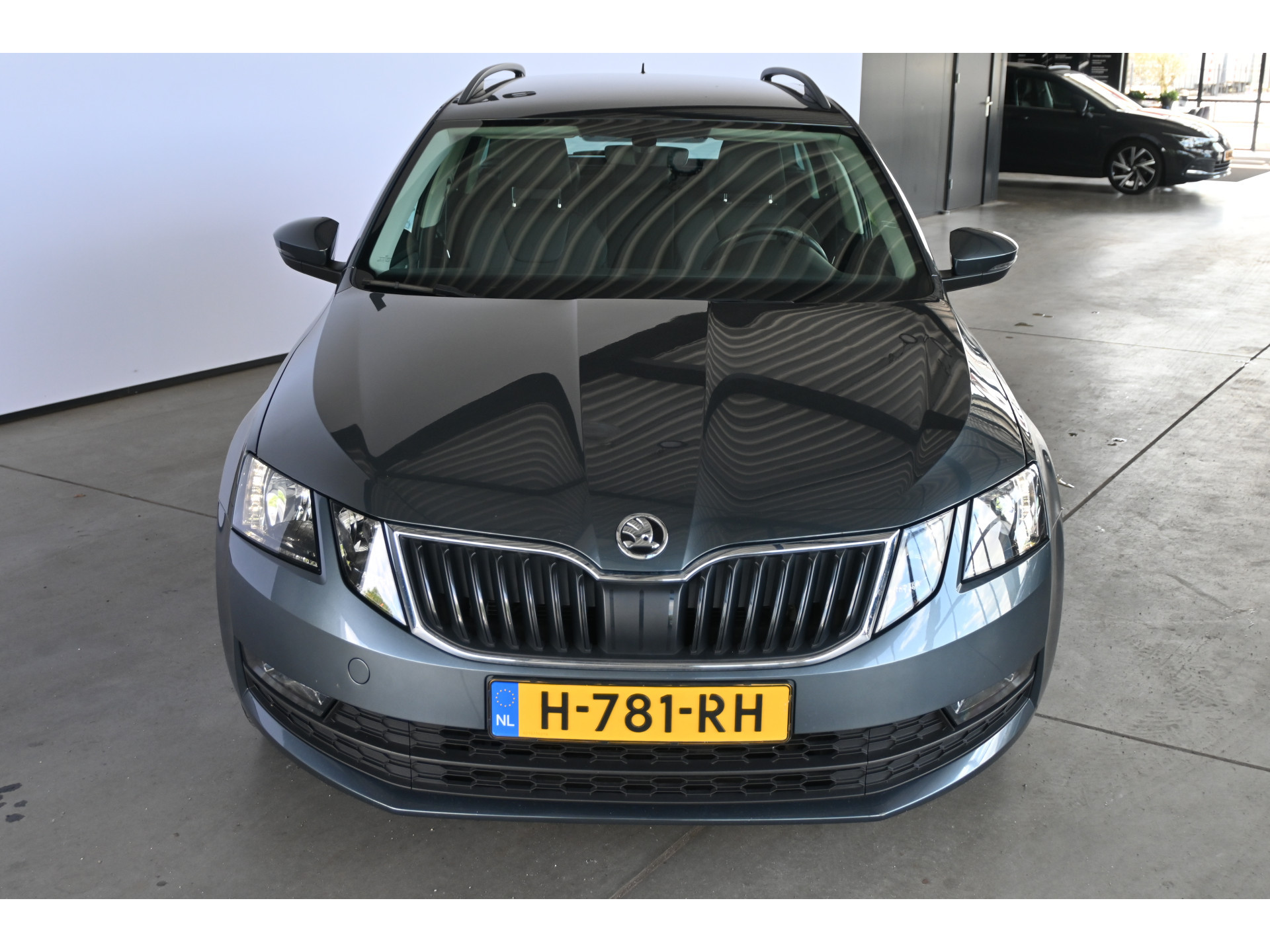 ŠKODA Octavia Combi 1.0 TSI Greentech Business Edition Nap! Navigatie Clima Cruise control Stoelverwarming PDC Inruil Mogelijk!