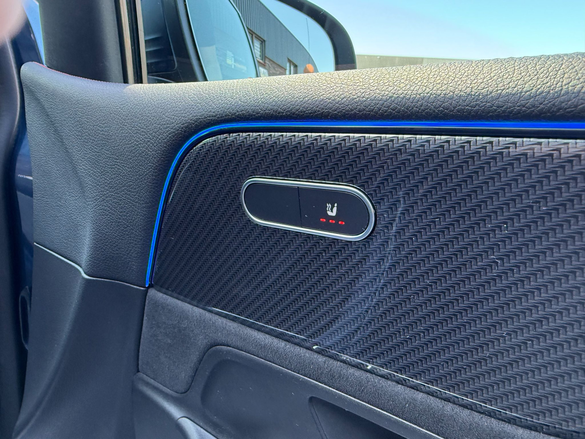 Mercedes-Benz B-klasse 180 Business Solution AMG | 3/6/12MND GARANTIE | AUTOMAAT | LED | CRUISE | CARPLAY | DAB | AIRCO | STOELVERWM. |