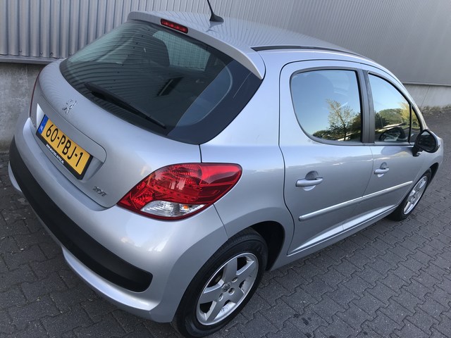 Peugeot 207 1.4 - V E R K O C H T