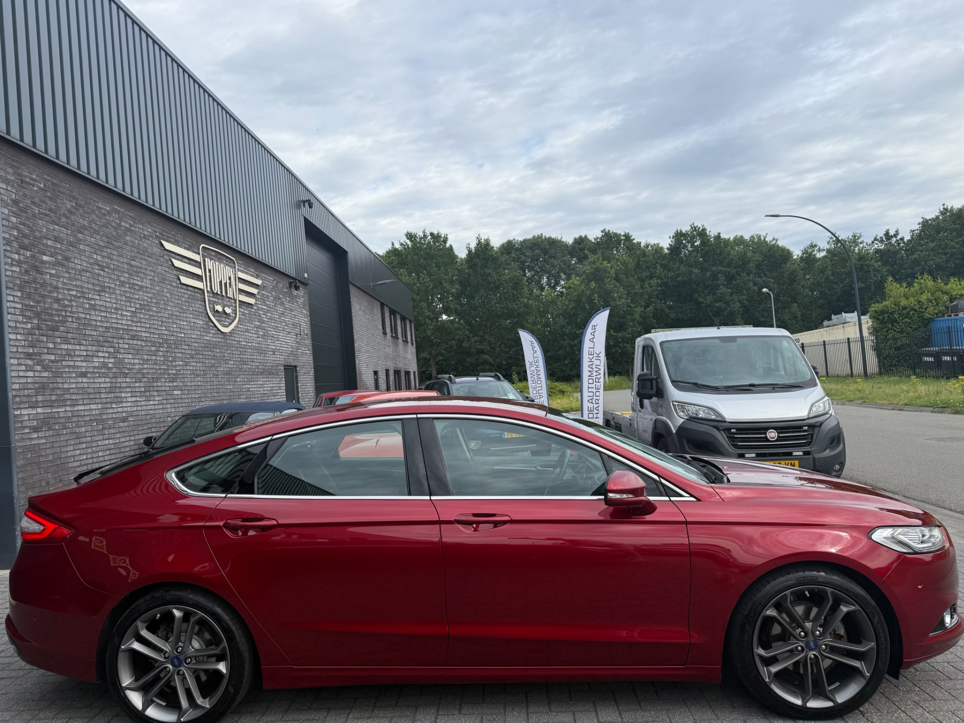 Ford Mondeo 2.0 Titanium | 3E EIGENAAR | 3/6/12MND GARANTIE | AUTOMAAT | LED | DODEHOEK | ACC | NAVI | TREKHAAK |SFEERVERL. | LMV |