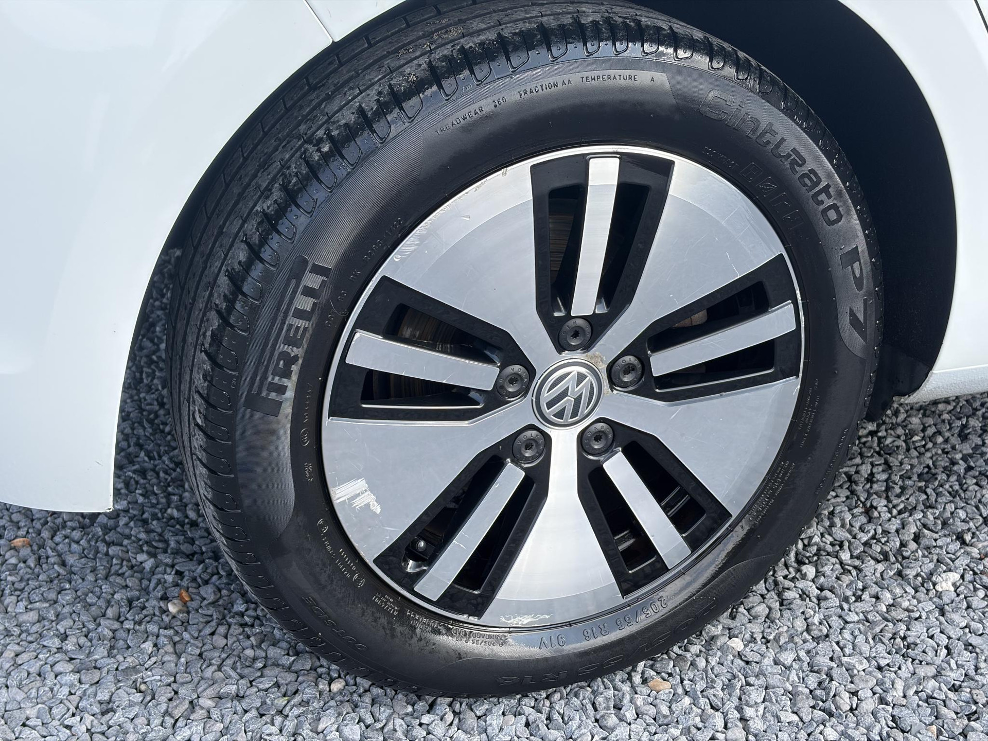 Volkswagen e-Golf ✓SOH 84,55%✓Carplay✓Navi✓LED✓Clima✓Cruise✓Pdc V+A✓Lm velgen✓N.A.P✓Apk tot 07-2027