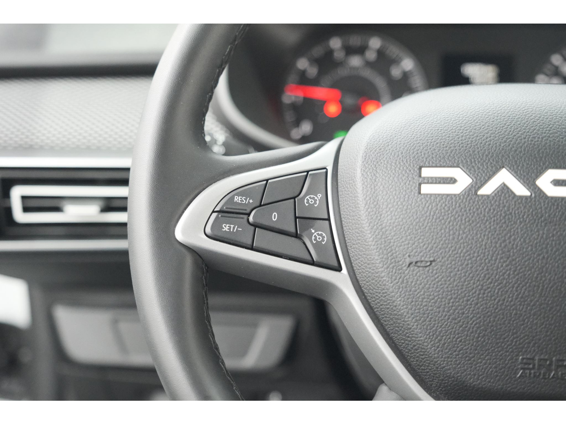 Dacia Sandero TCe 90 CVT Expression | AUTOMAAT | Parkeersensoren | Apple Carplay | Cruise Control